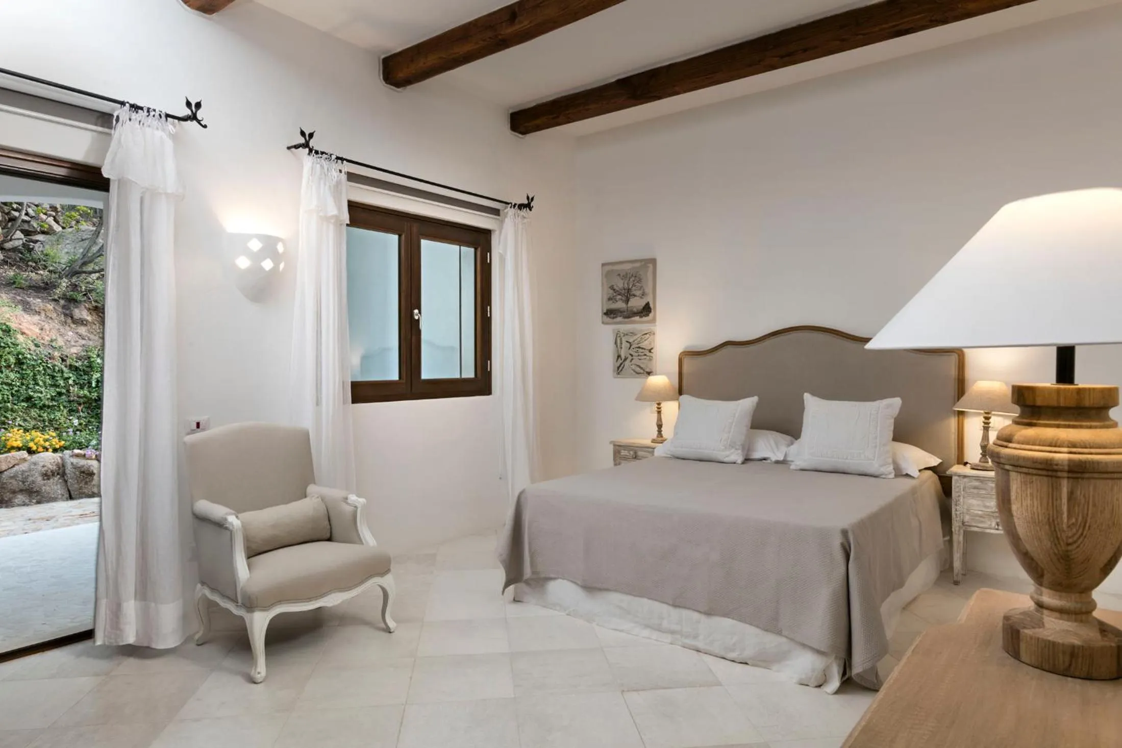 Bed in Relais Villa Carola