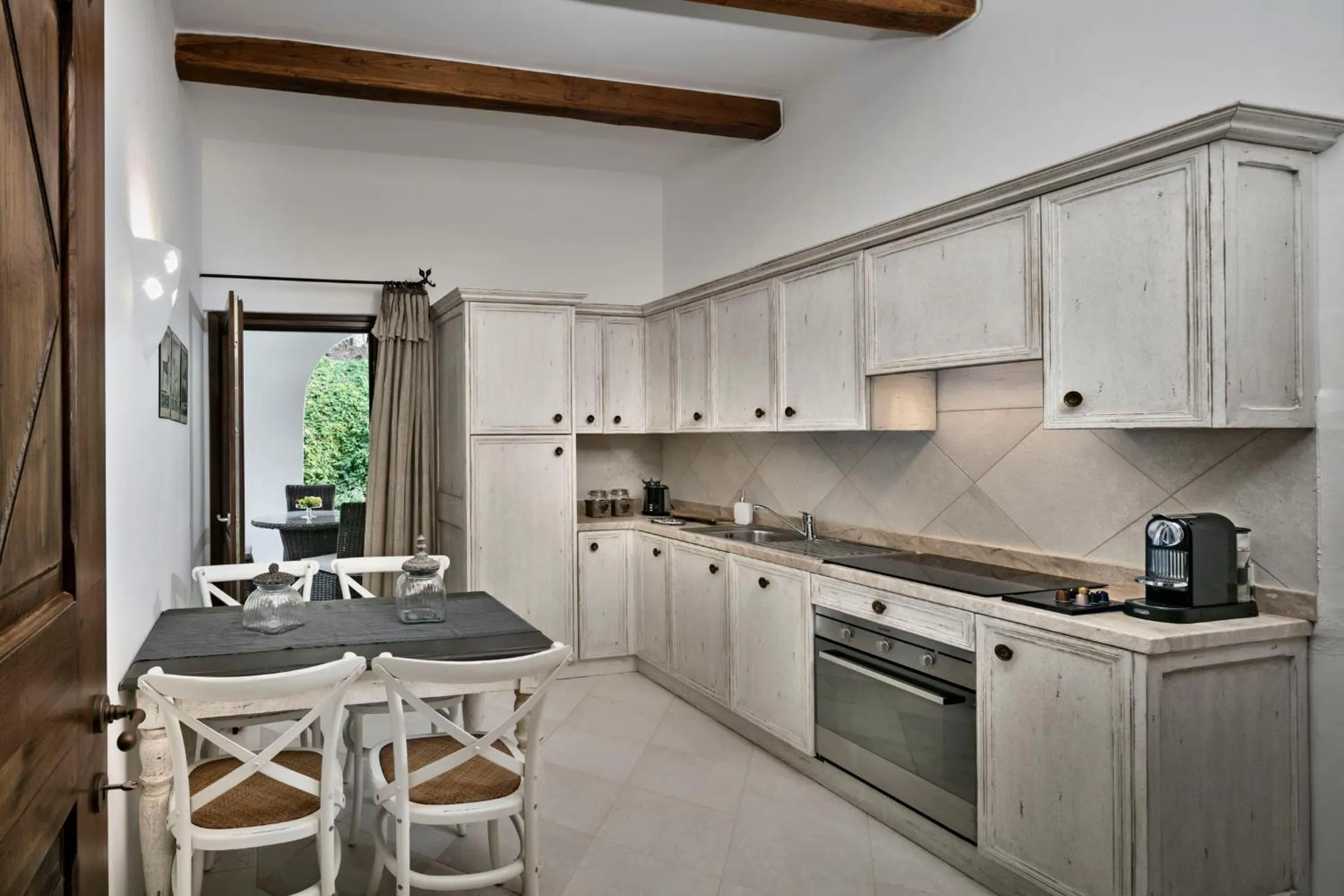 Coffee/tea facilities in Relais Villa Carola