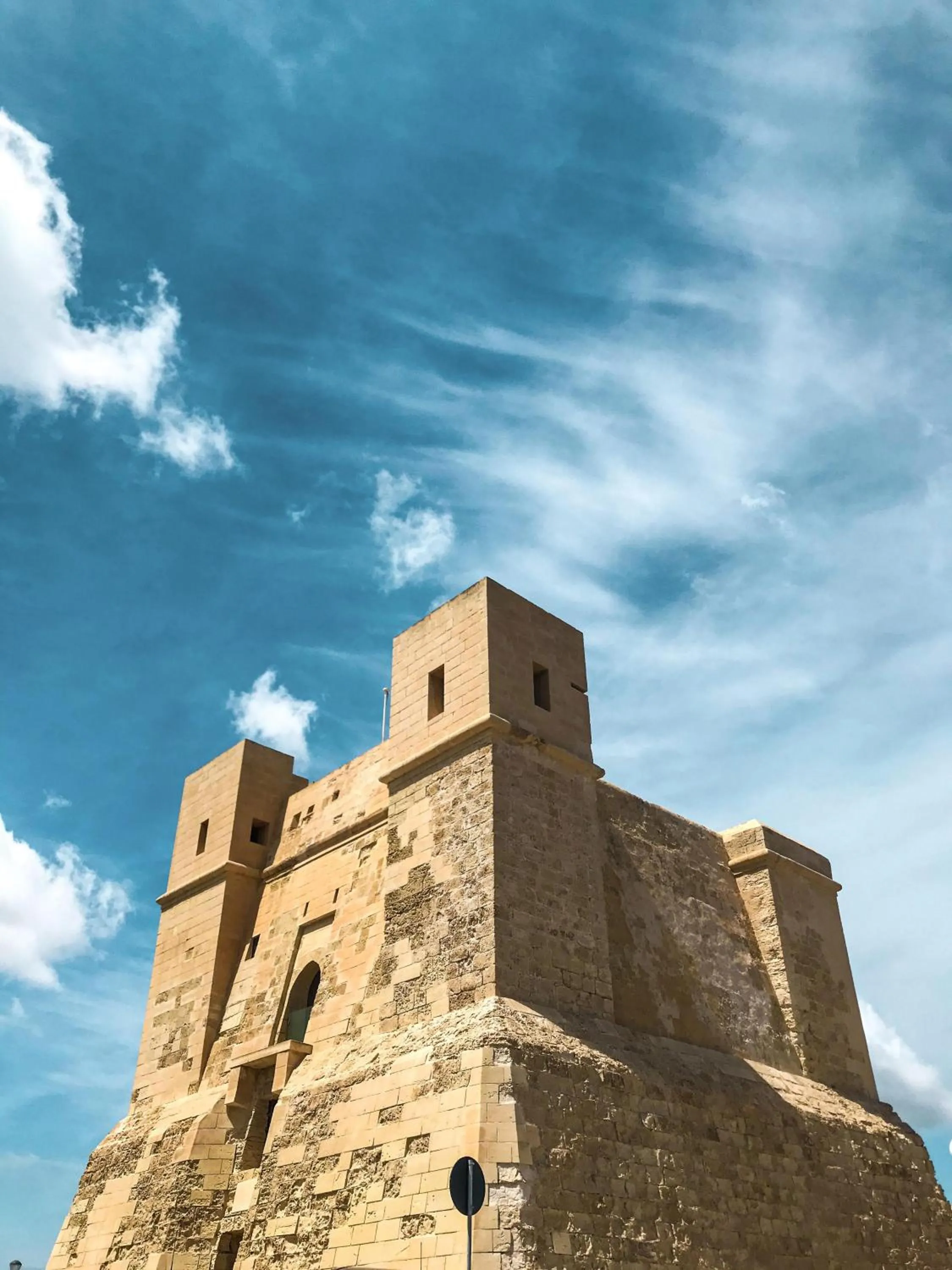 Nearby landmark in Gillieru Harbour Hotel