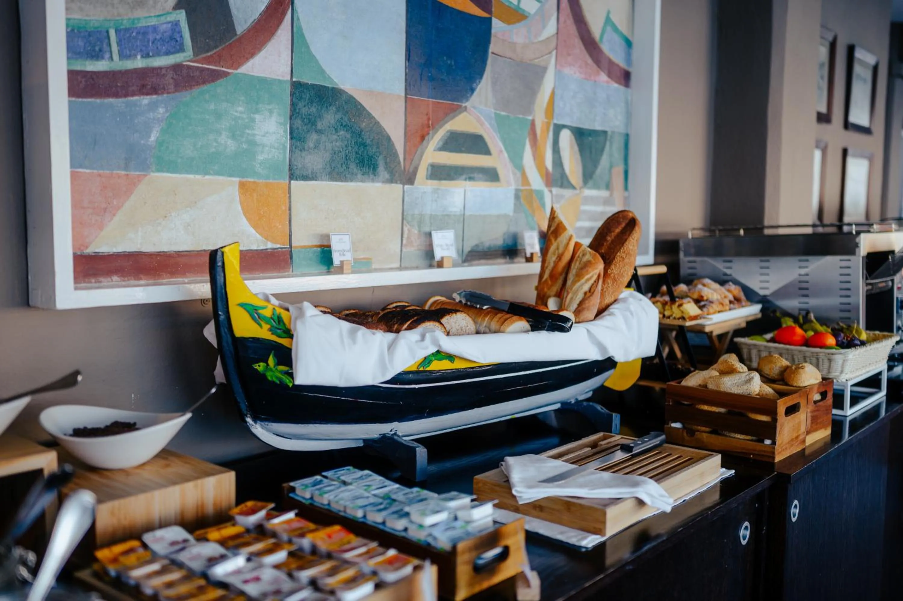 Breakfast in Gillieru Harbour Hotel