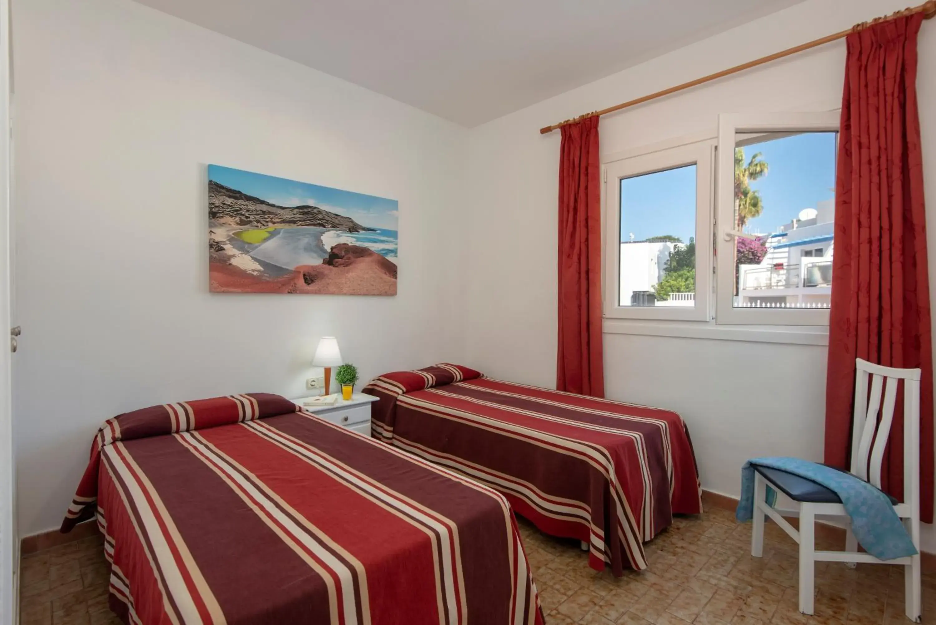 Two-Bedroom Apartment in Rocas Blancas Apartments Two-Bedroom Apartment in Rocas Blancas Apartments