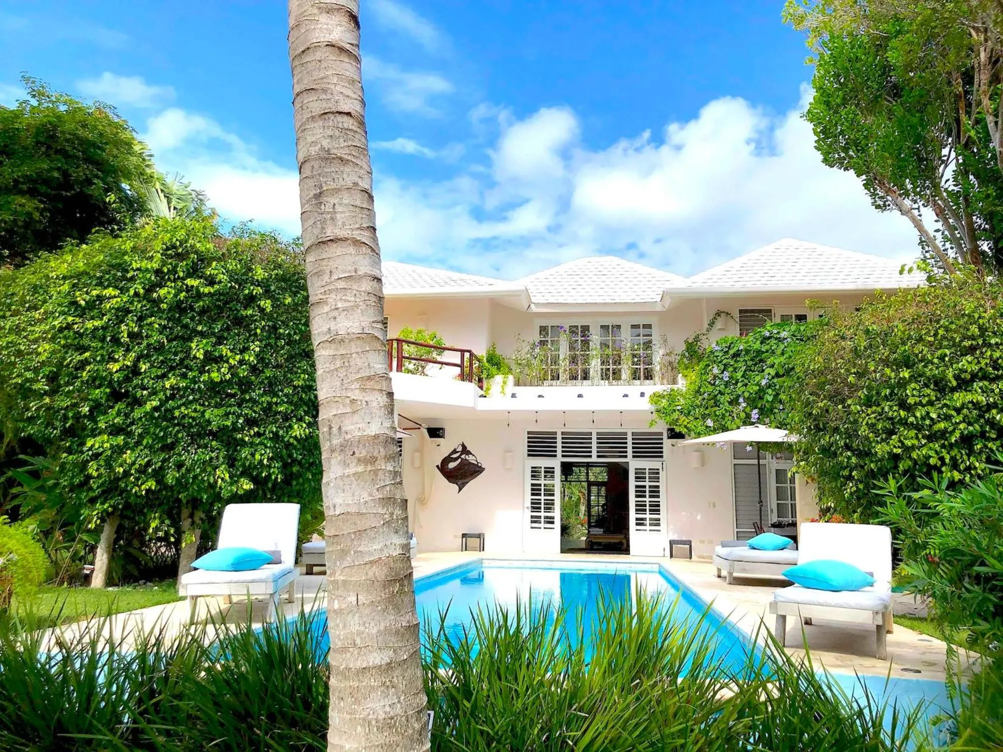 Property building in Villa Zoe