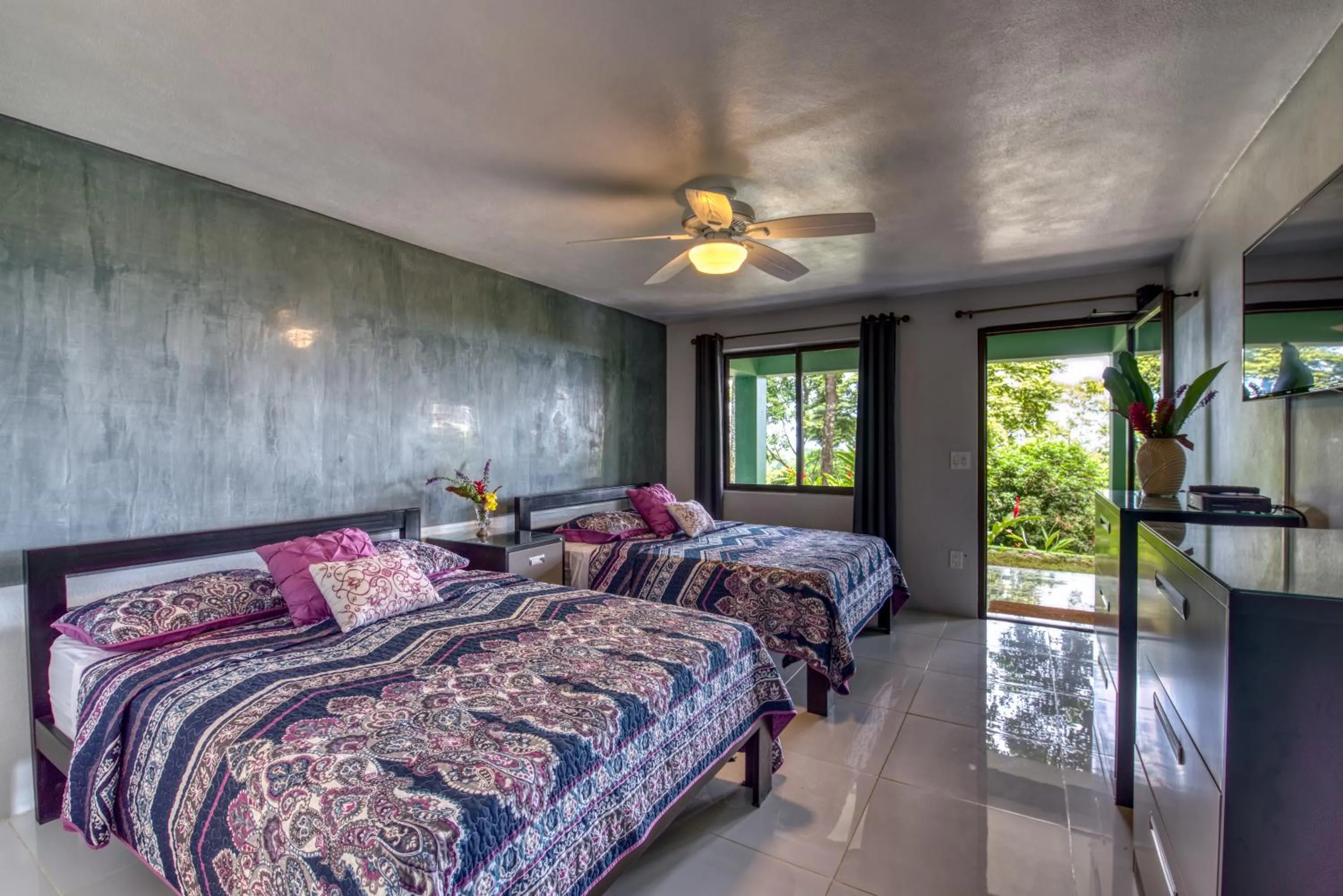 Bed in Hotel Casa Conley Del Mar