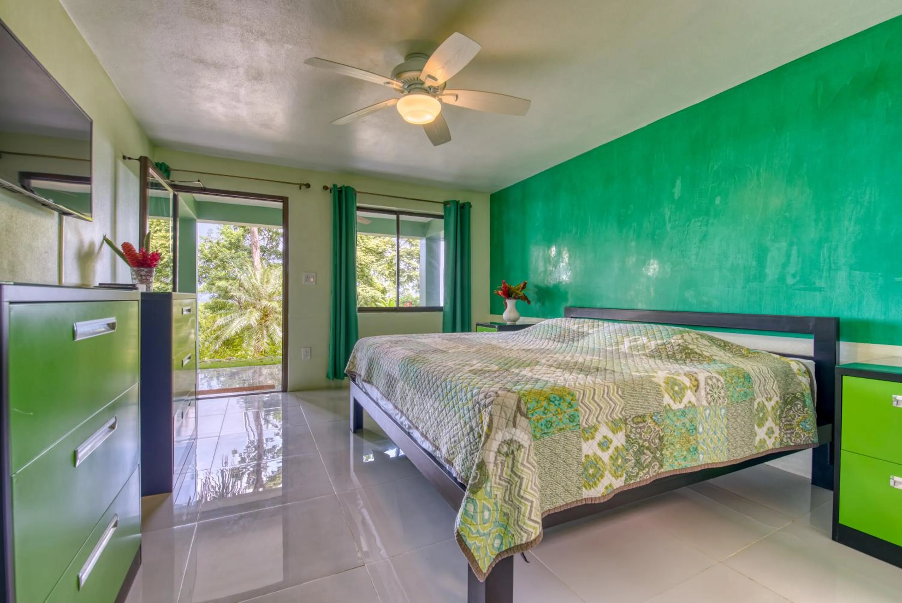 Bed in Hotel Casa Conley Del Mar