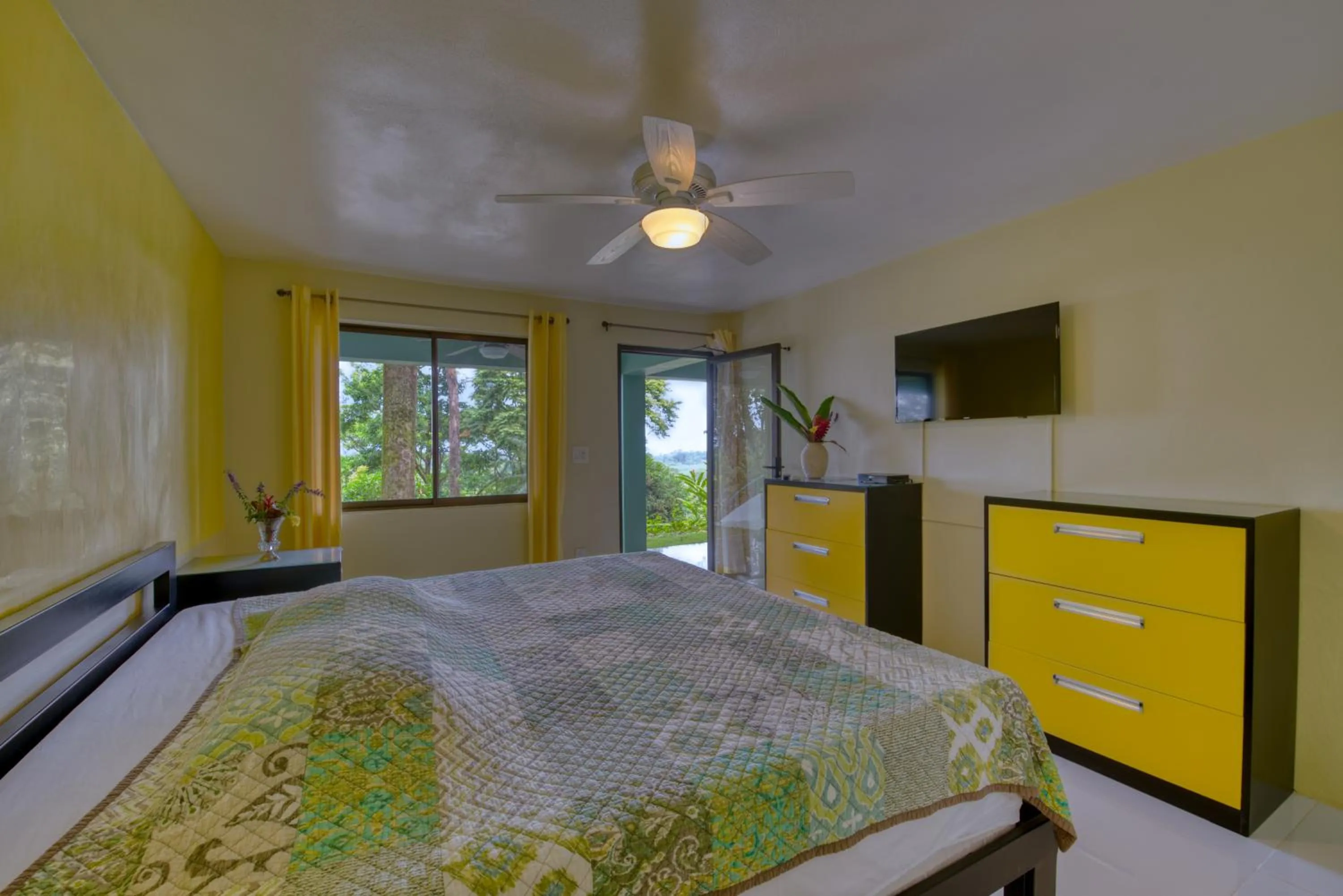 Bed in Hotel Casa Conley Del Mar