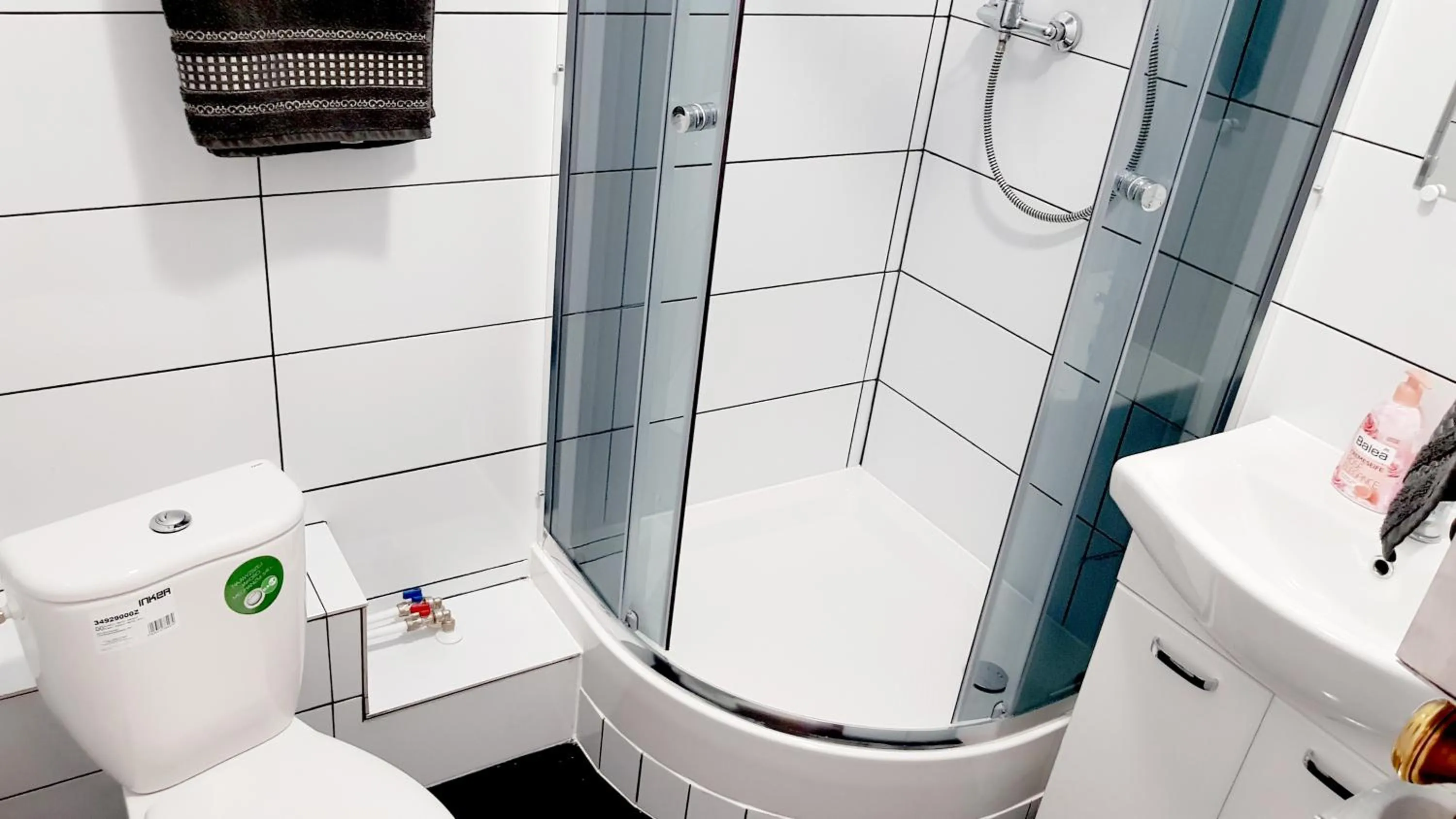 Walk distance to mokotow business park