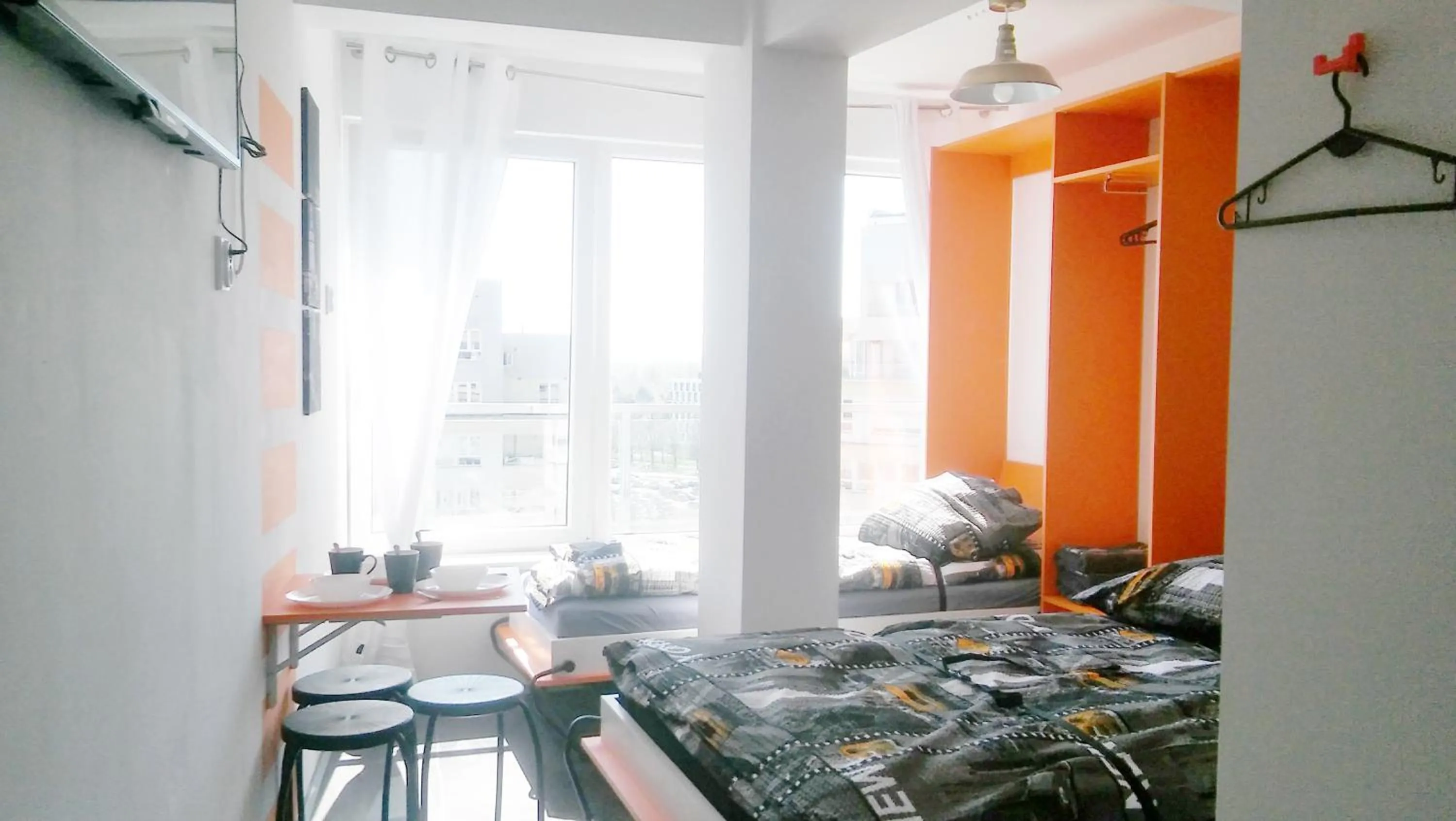 Walk distance to mokotow business park