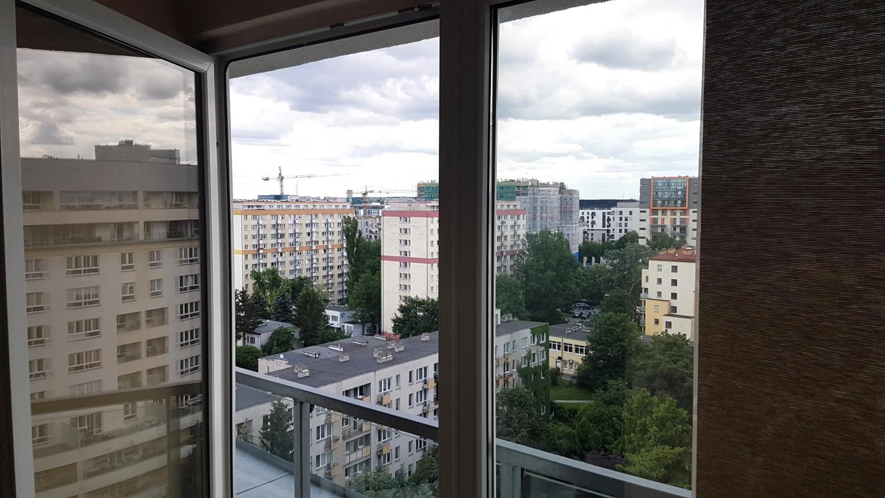 City view in Walk distance to mokotow business park