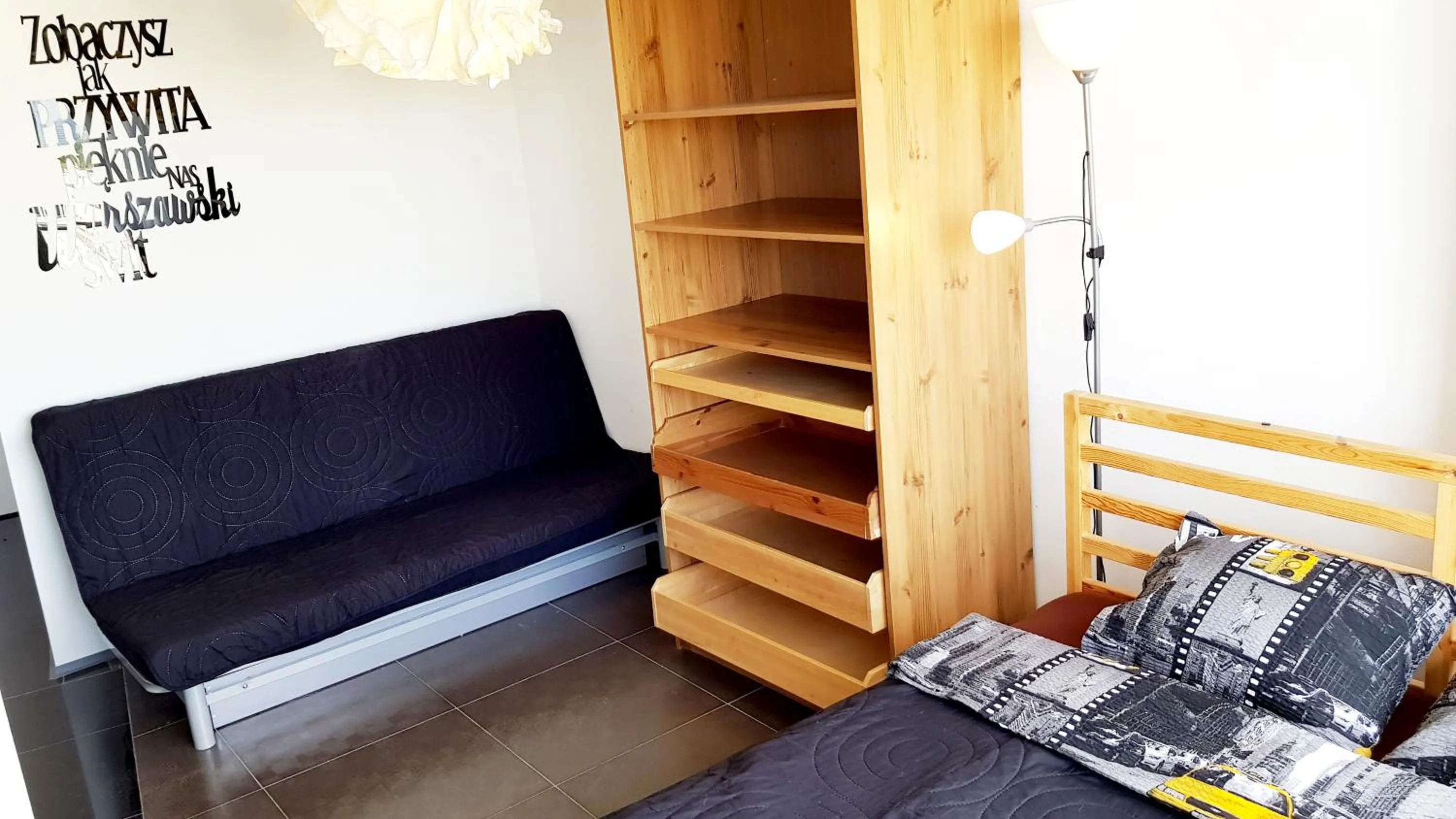 Property building, Bed in Walk distance to mokotow business park