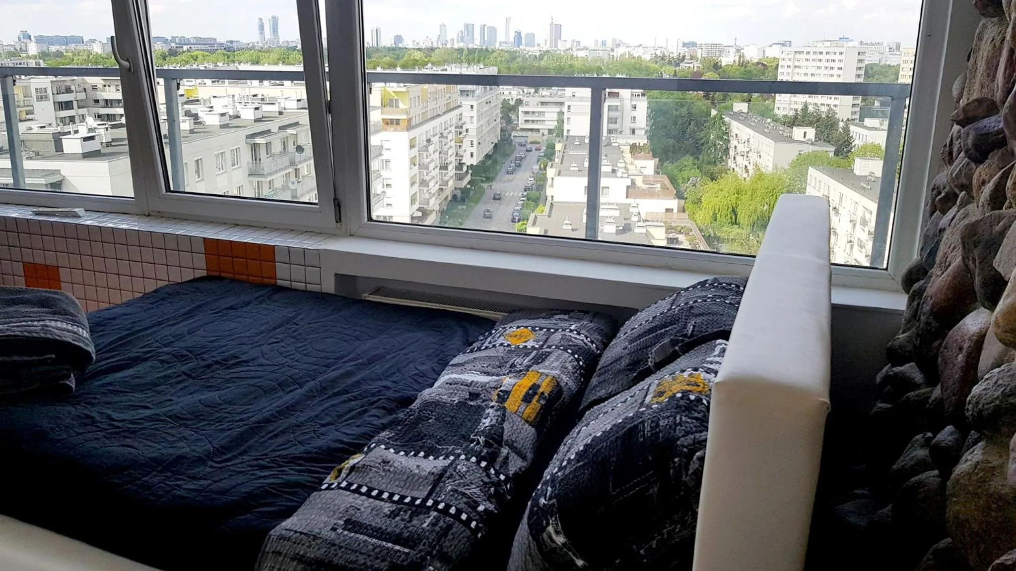 Walk distance to mokotow business park