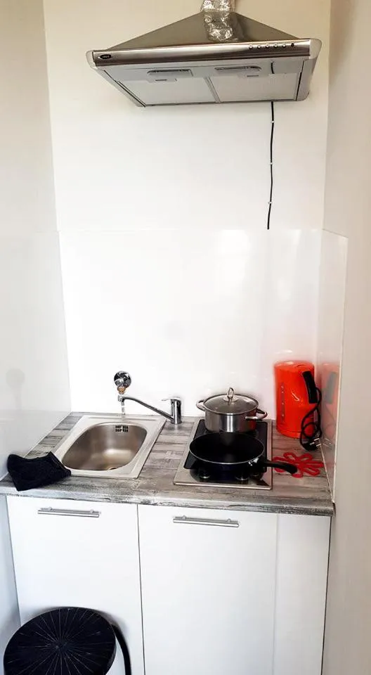 Walk distance to mokotow business park