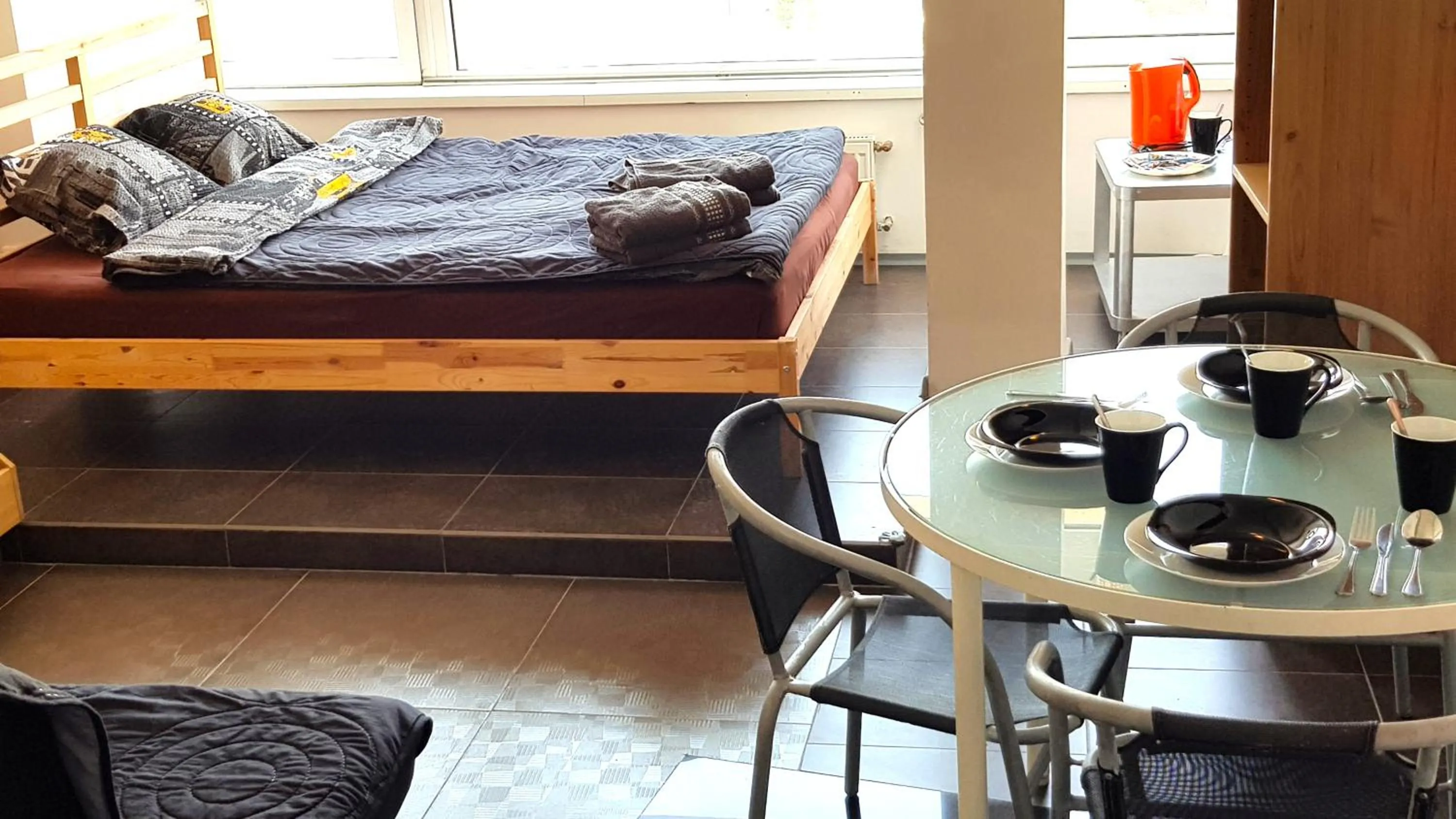 Property building, Bed in Walk distance to mokotow business park