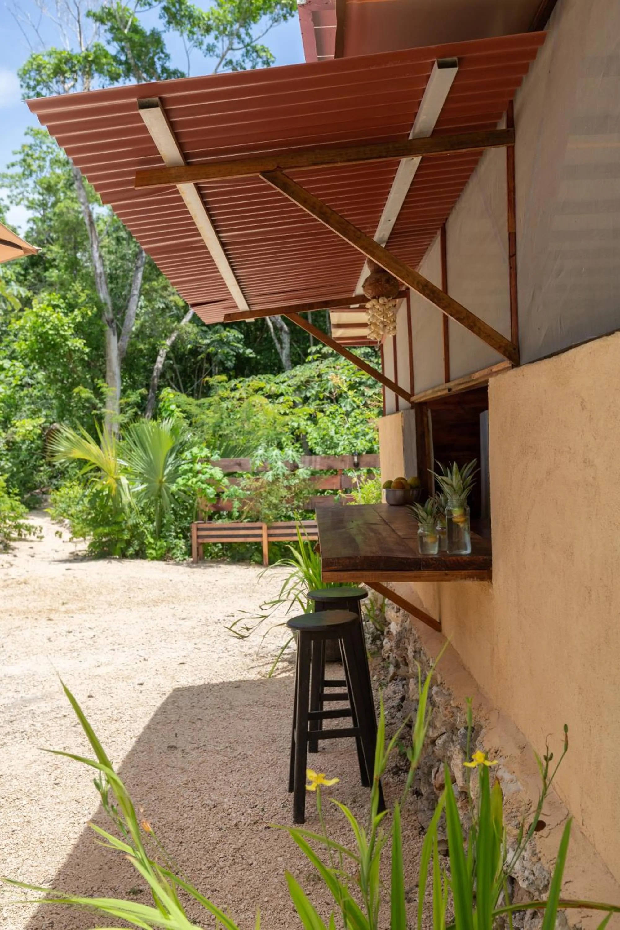 Dining area in MELI-MELO P&B