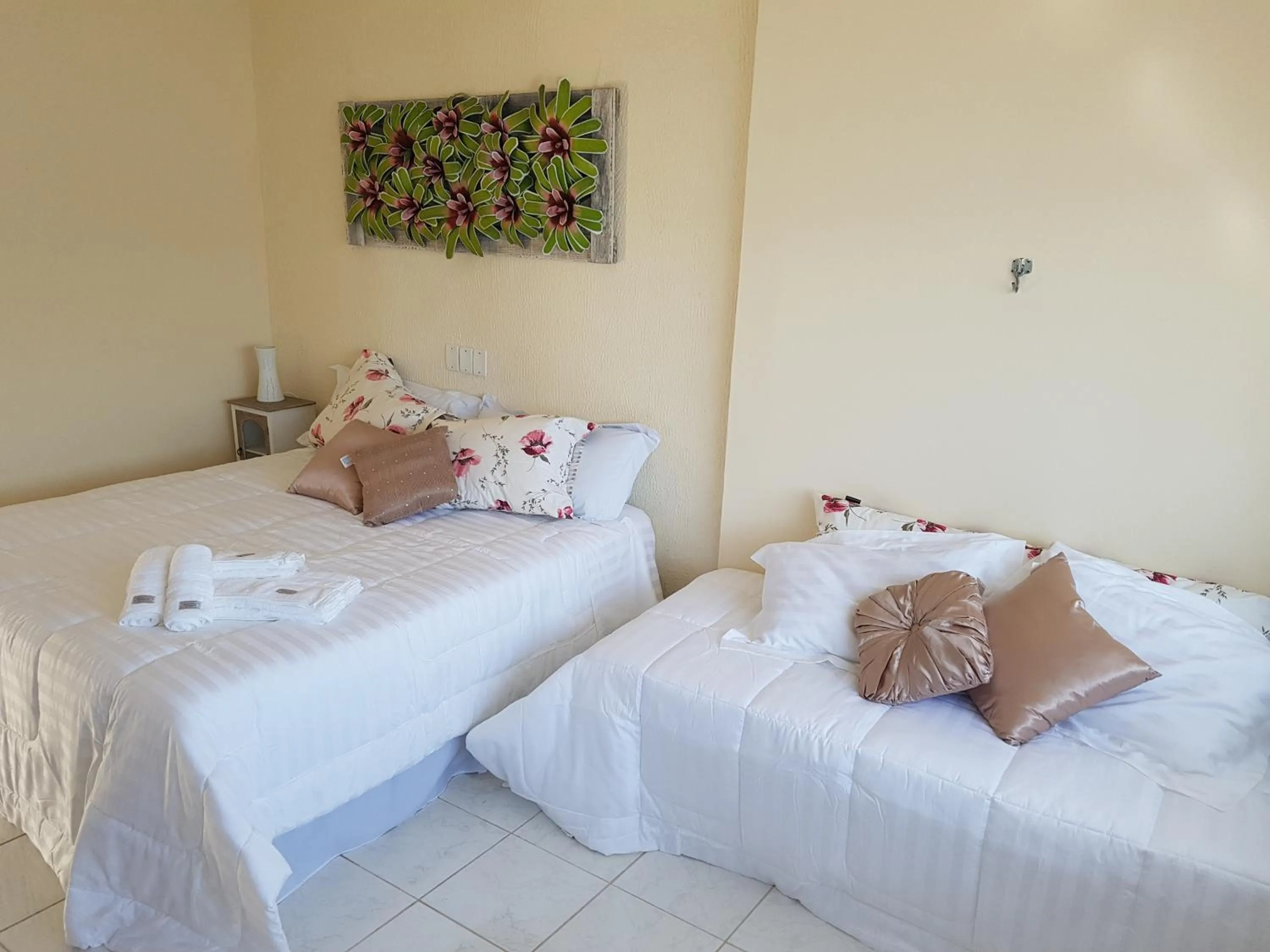 Photo of the whole room, Bed in Pousada Costa do Sapê