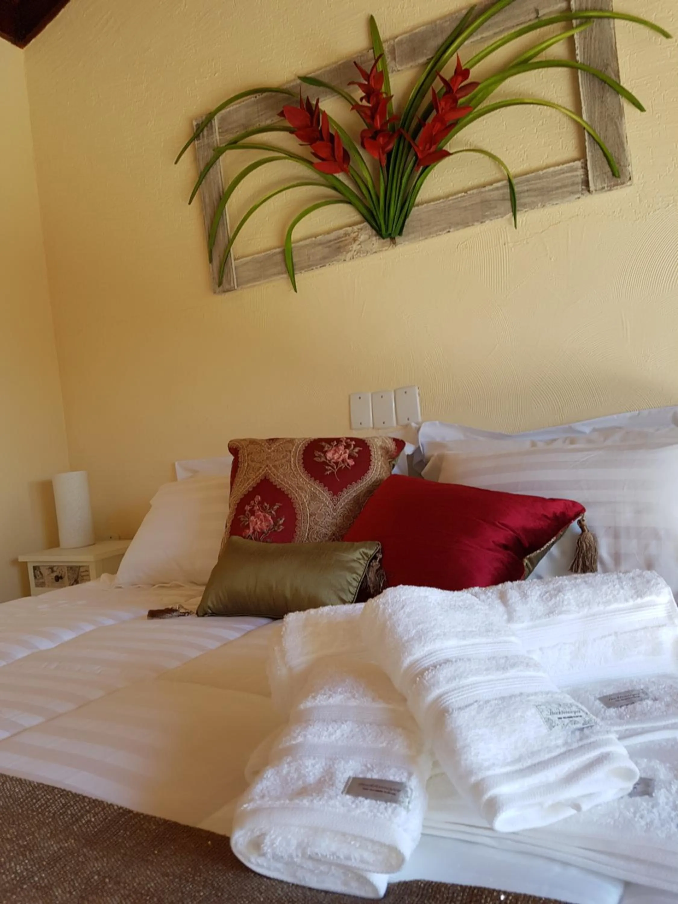 Decorative detail, Bed in Pousada Costa do Sapê