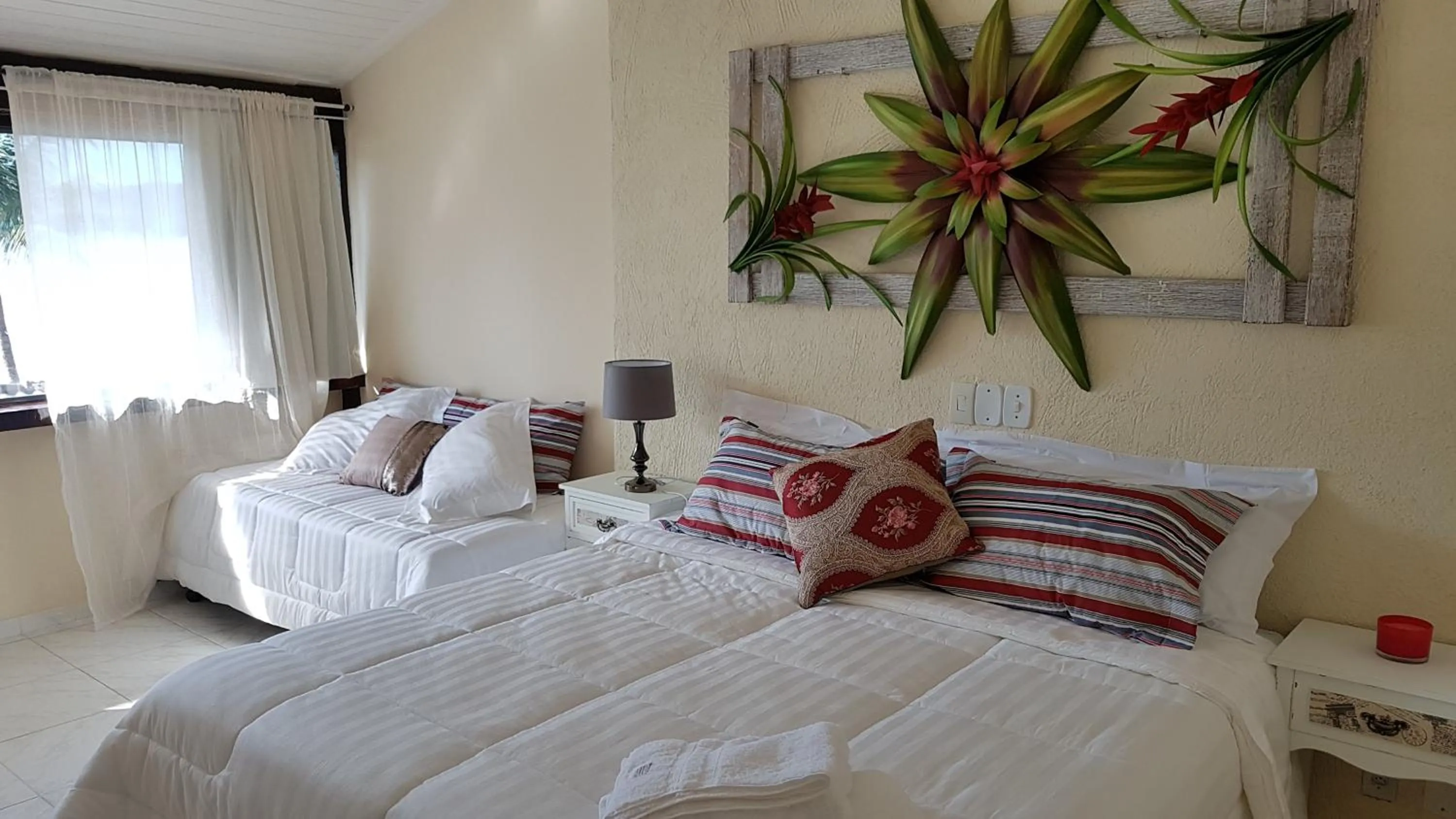 Photo of the whole room, Bed in Pousada Costa do Sapê