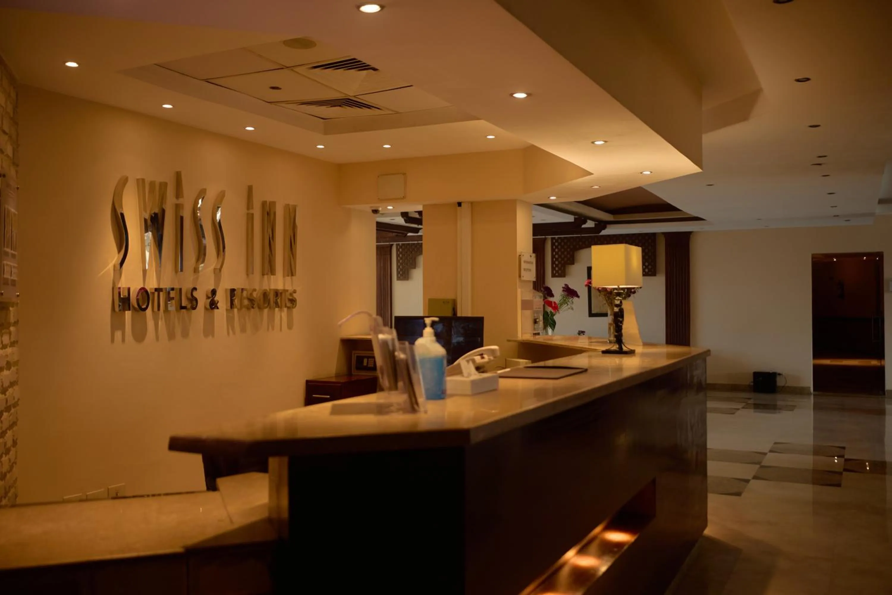 Property building in Swiss Inn Plaza Hotel