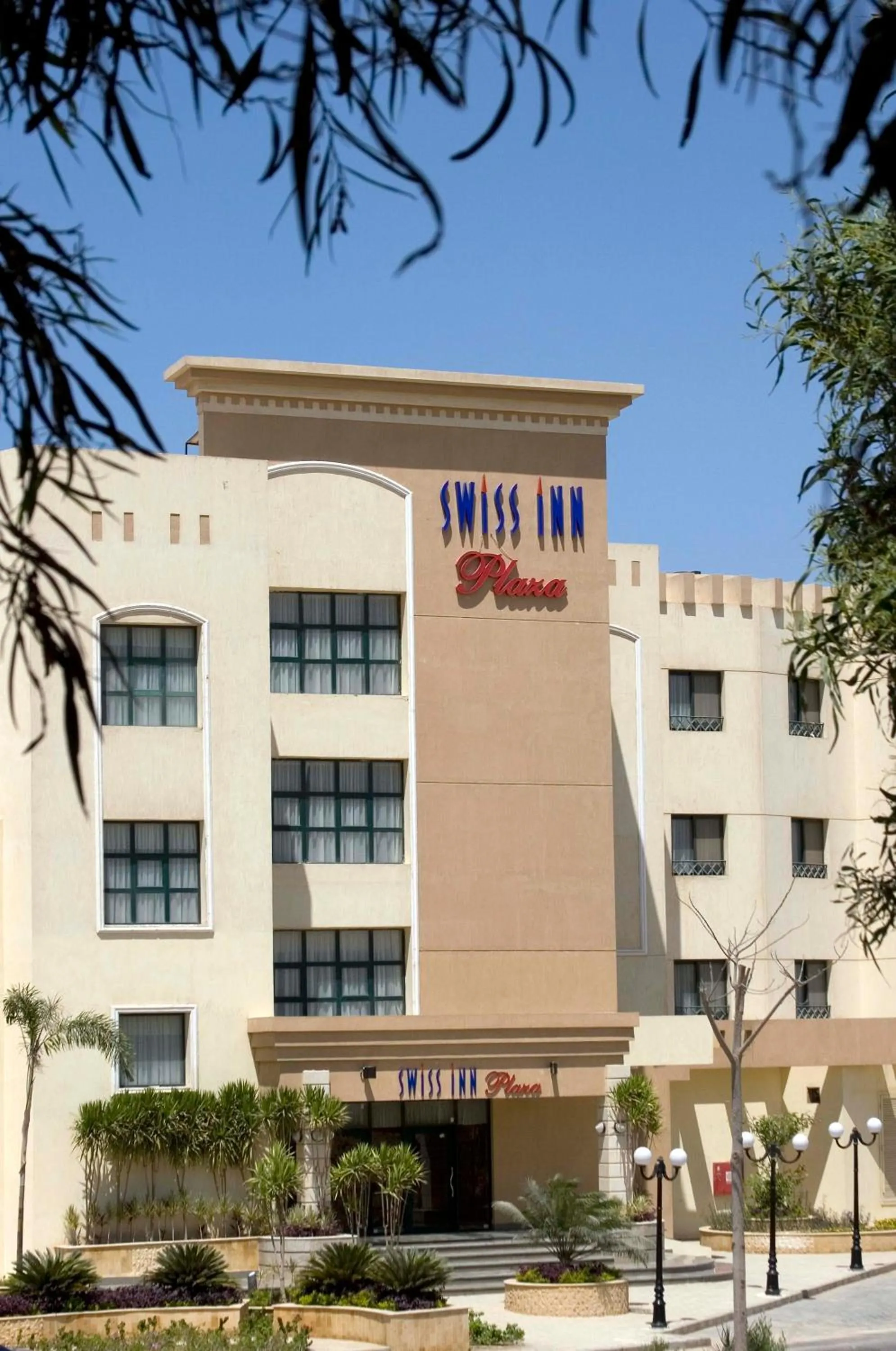 Facade/entrance in Swiss Inn Plaza Hotel