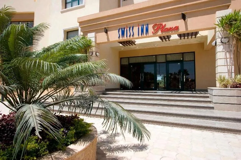 Facade/entrance in Swiss Inn Plaza Hotel