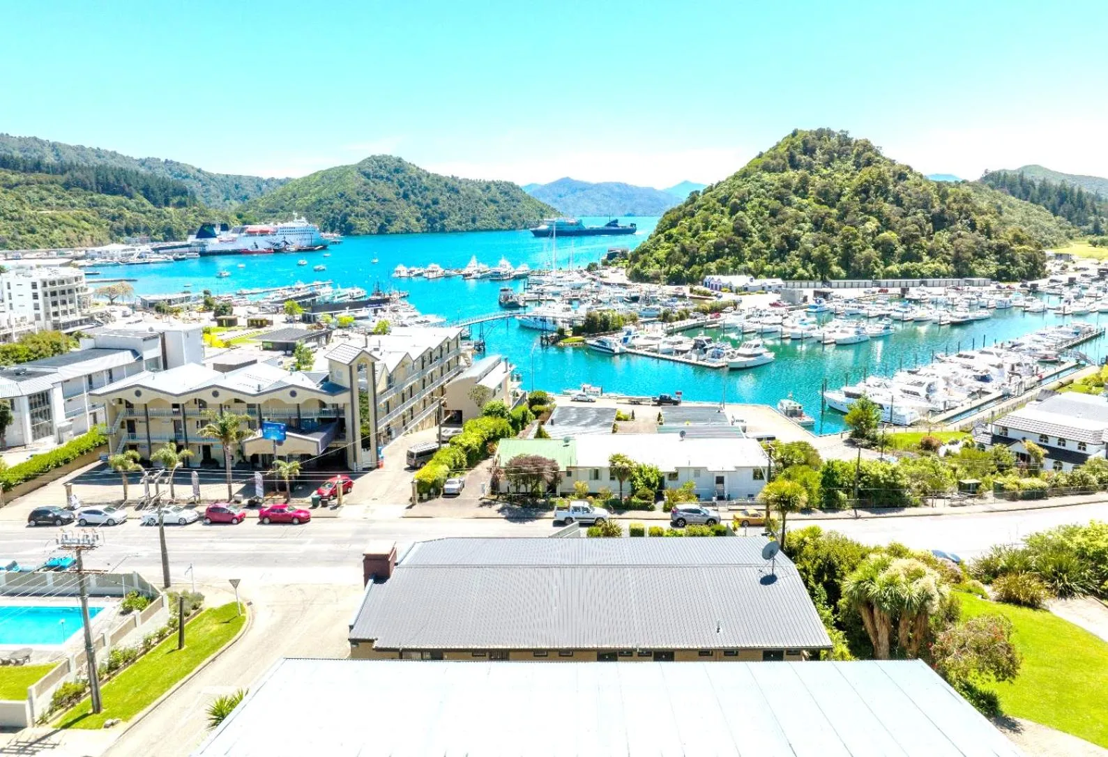 Lake view in Harbour View Motel