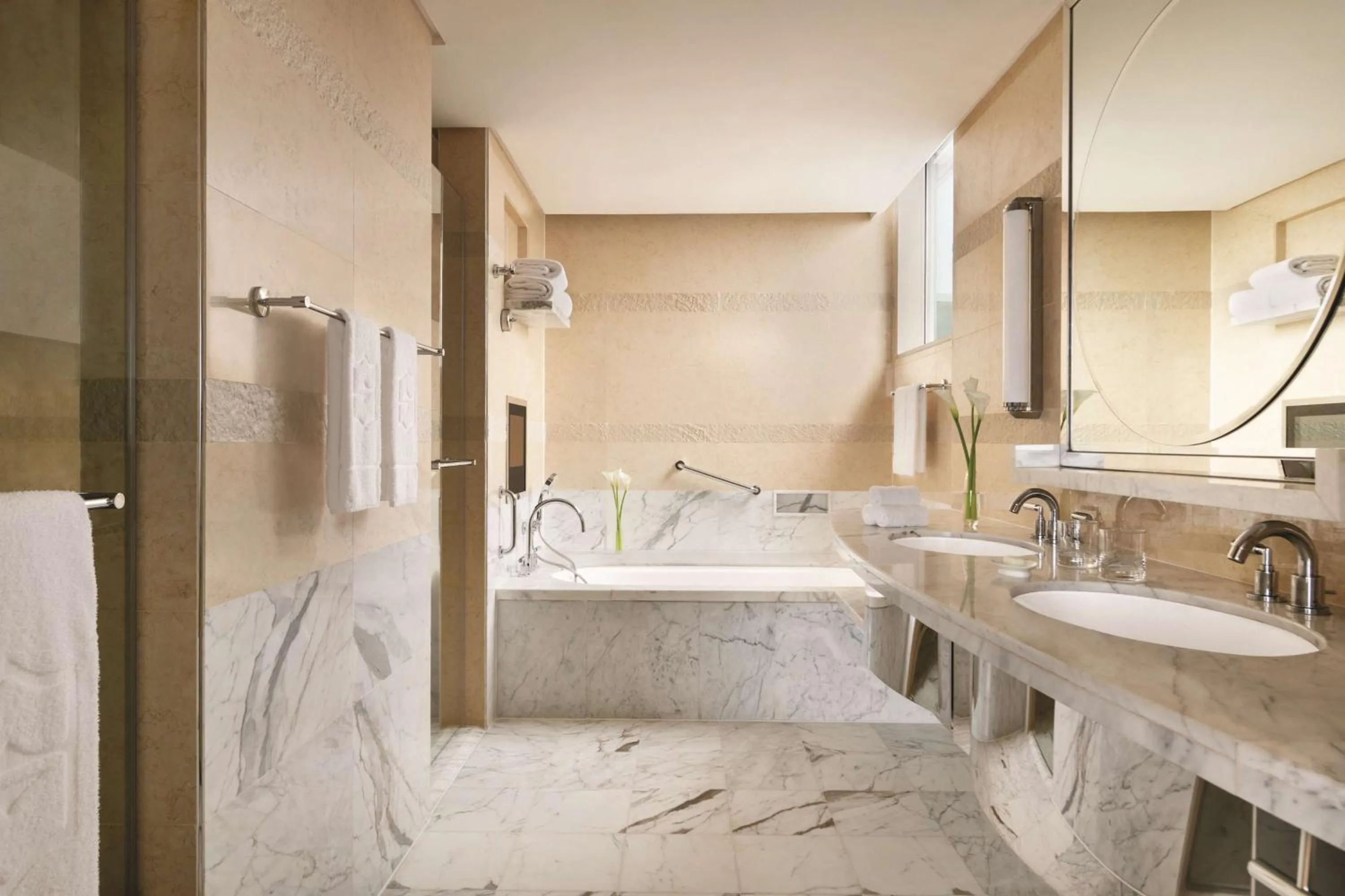 Bathroom in Shangri-La Ningbo