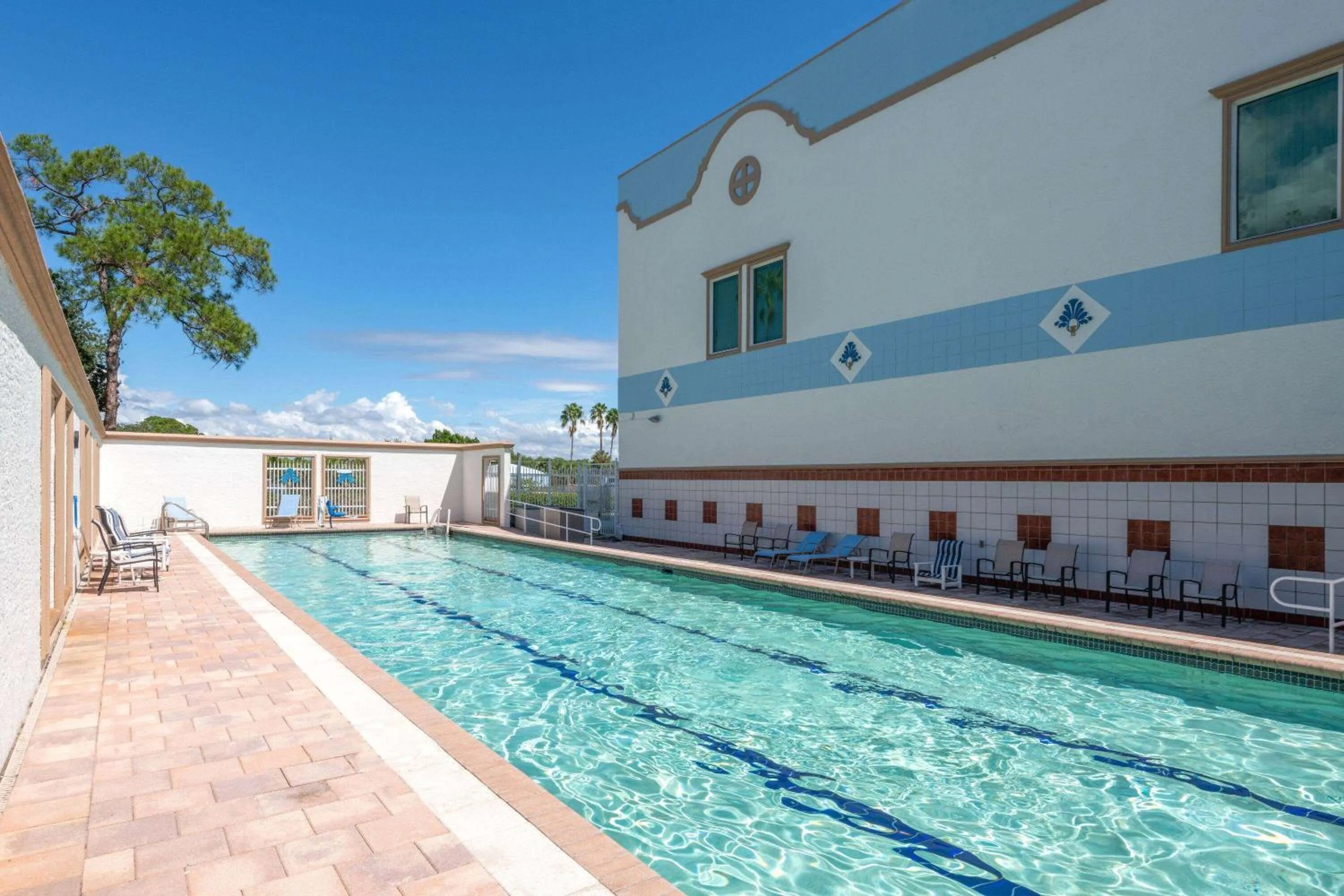 Swimming pool in Safety Harbor Resort & Spa Trademark Collection by Wyndham