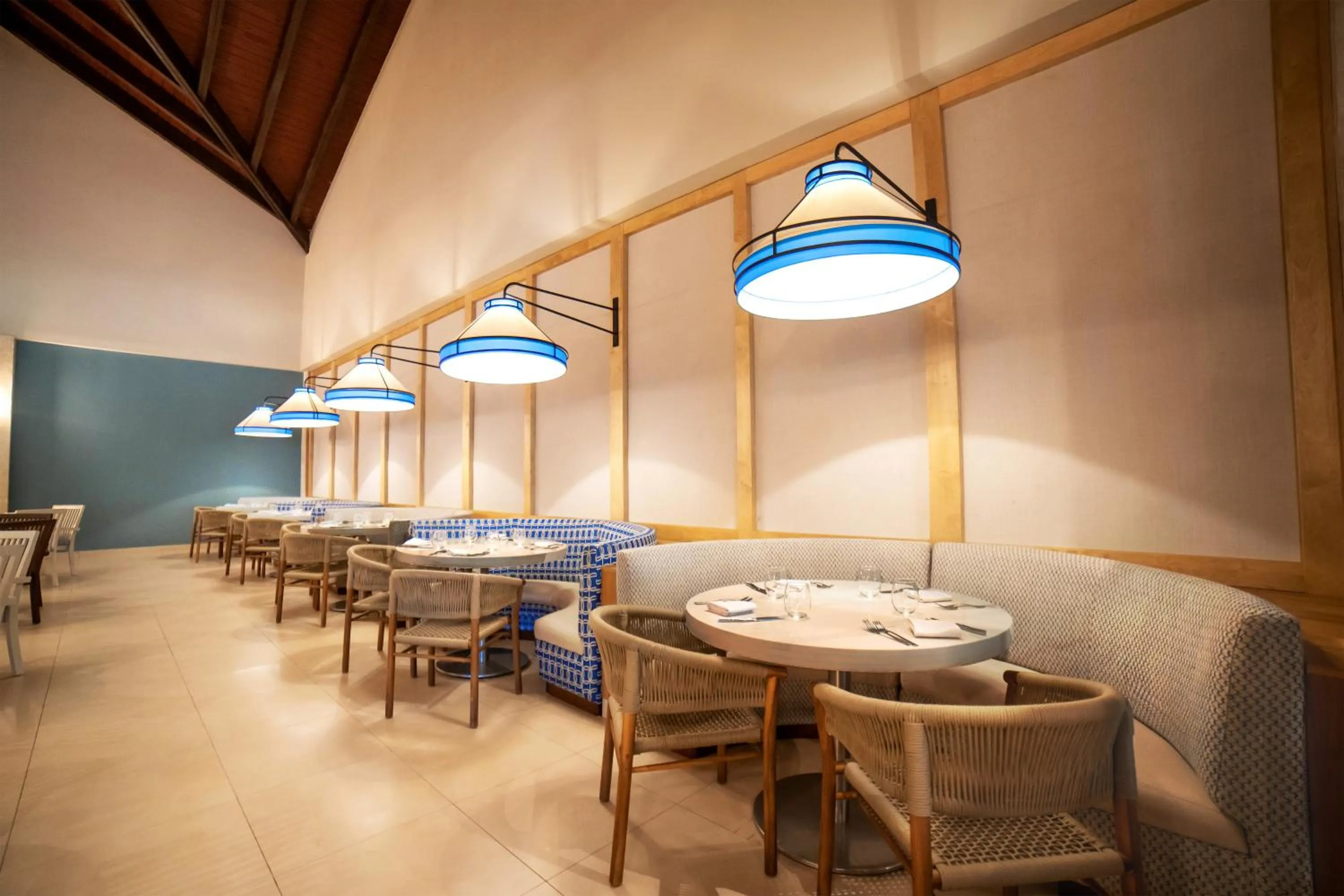 Restaurant/places to eat in Royalton Hideaway Punta Cana, An Autograph Collection All-Inclusive Resort & Casino - Adults Only