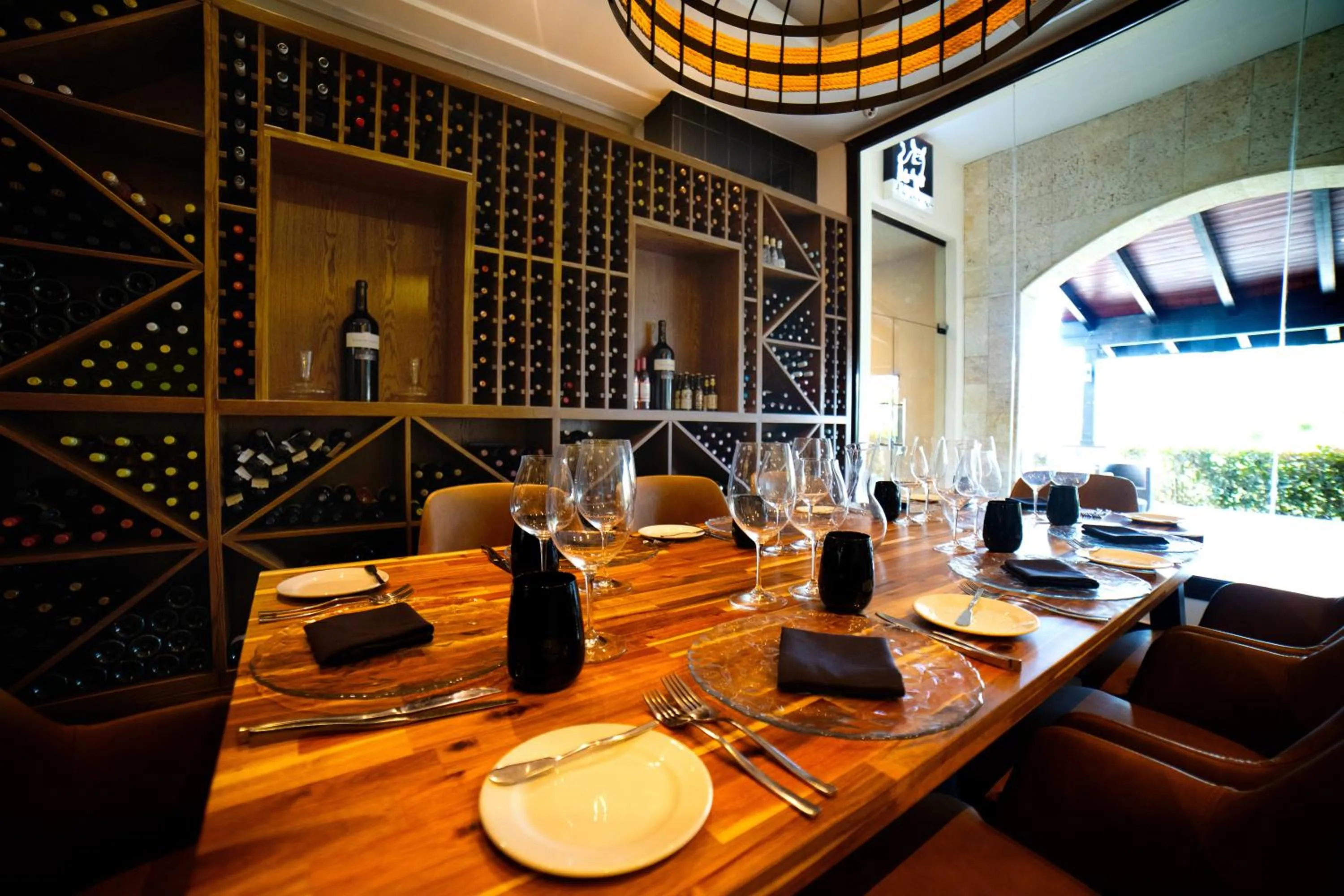 Restaurant/places to eat in Royalton Hideaway Punta Cana, An Autograph Collection All-Inclusive Resort & Casino - Adults Only