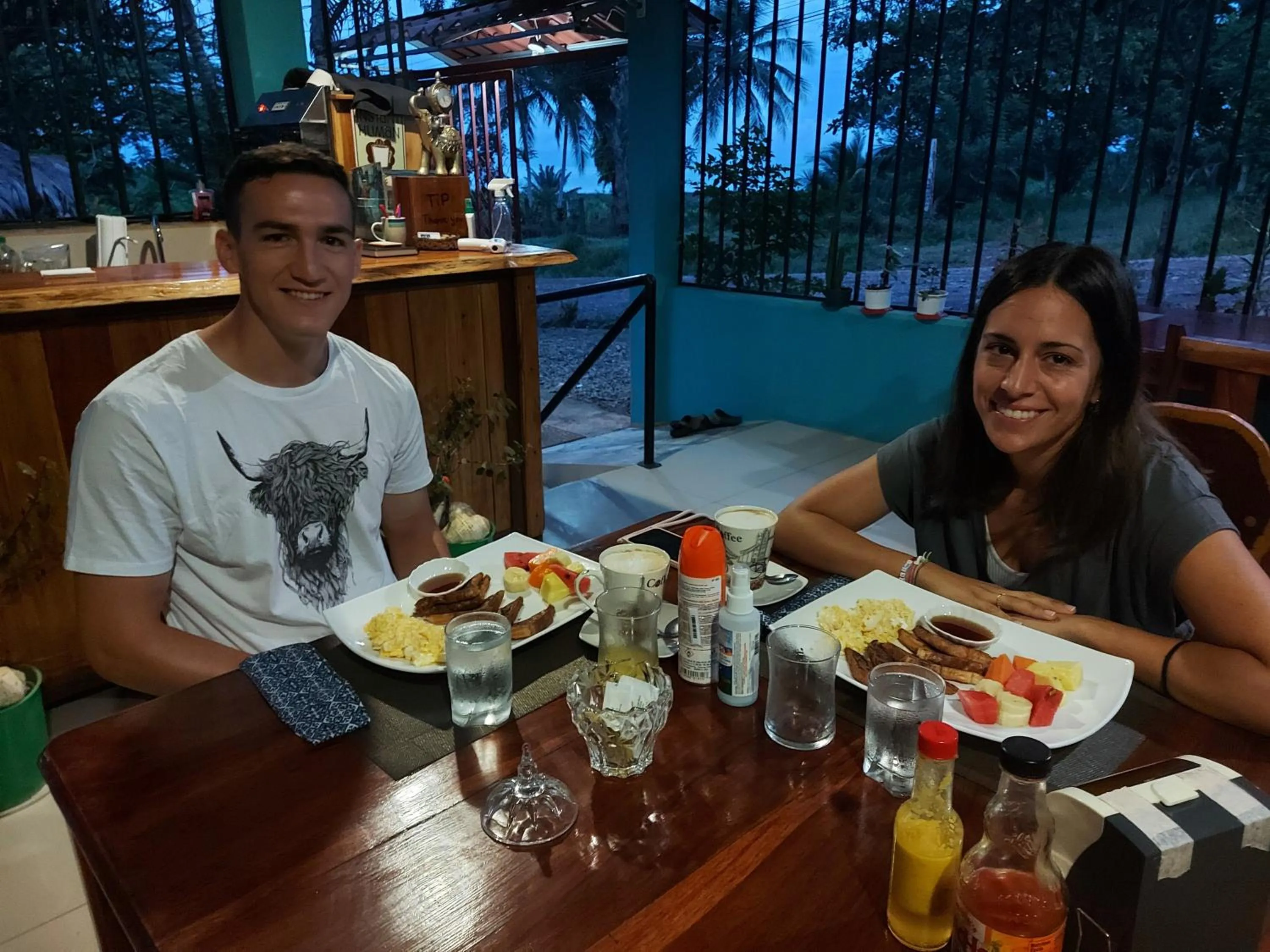 Continental breakfast in Hotel Casa Gitana Corcovado Tour operador