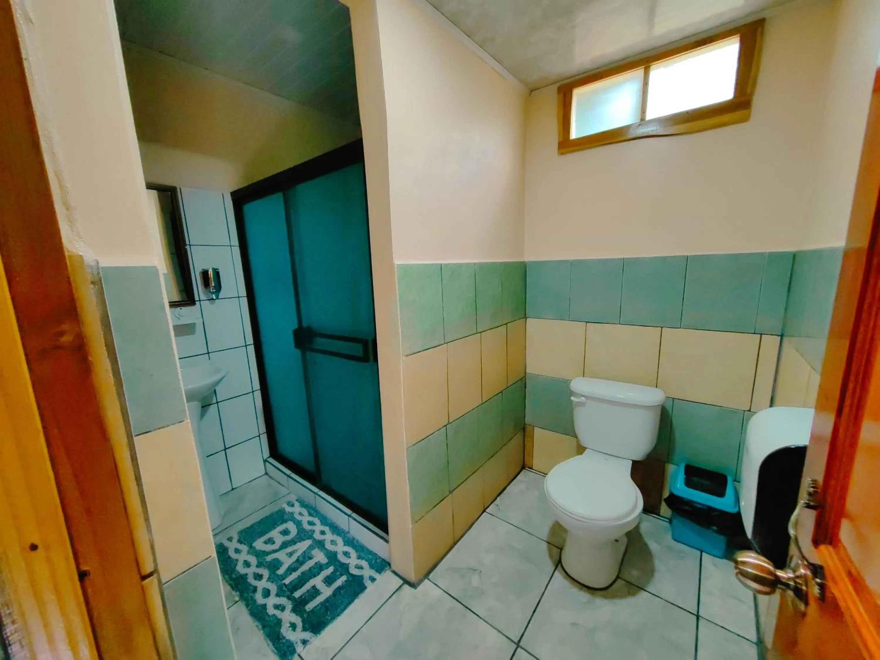 Bathroom in Hotel Casa Gitana Corcovado Tour operador