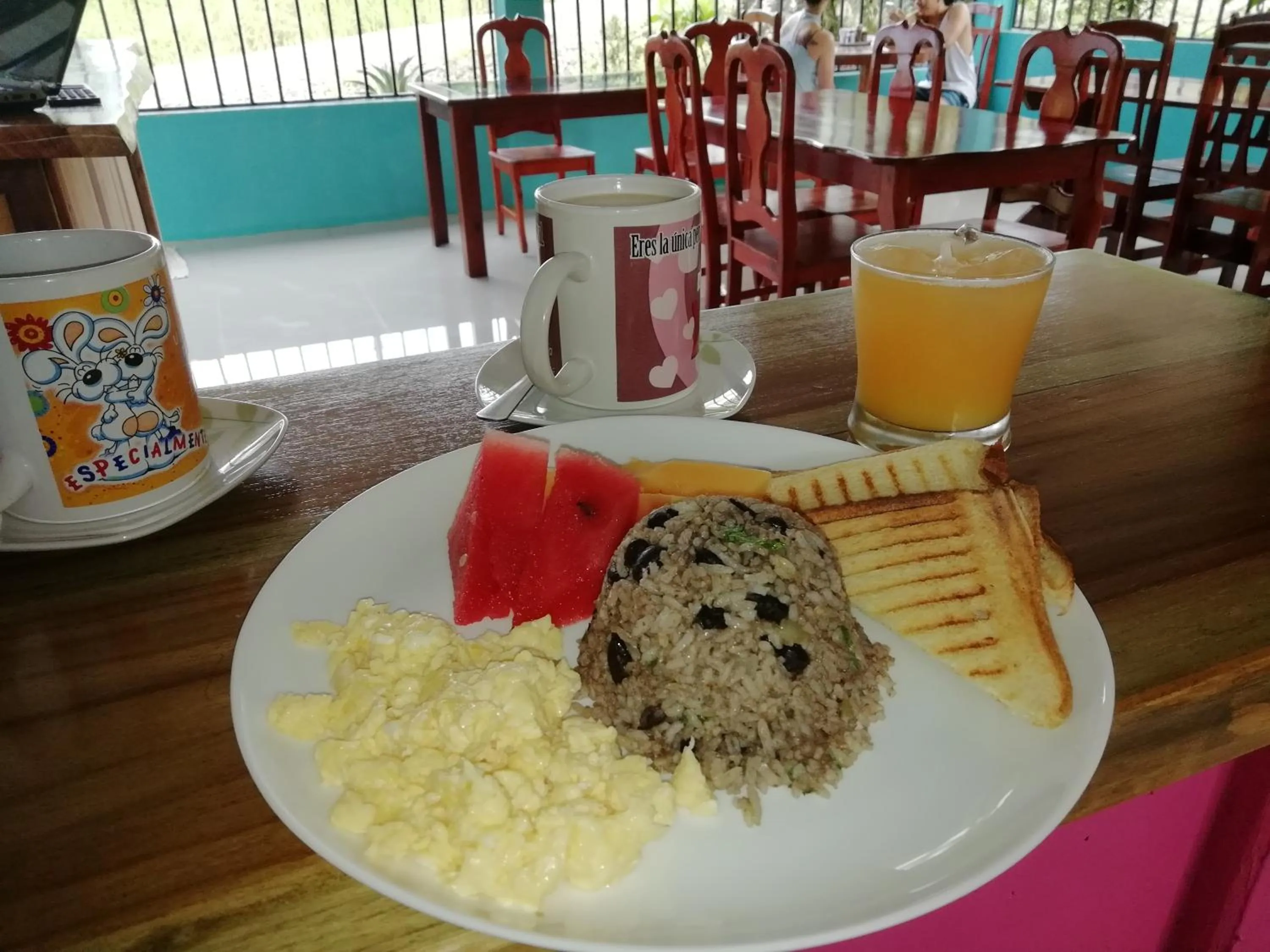 Food and drinks in Hotel Casa Gitana Corcovado Tour operador