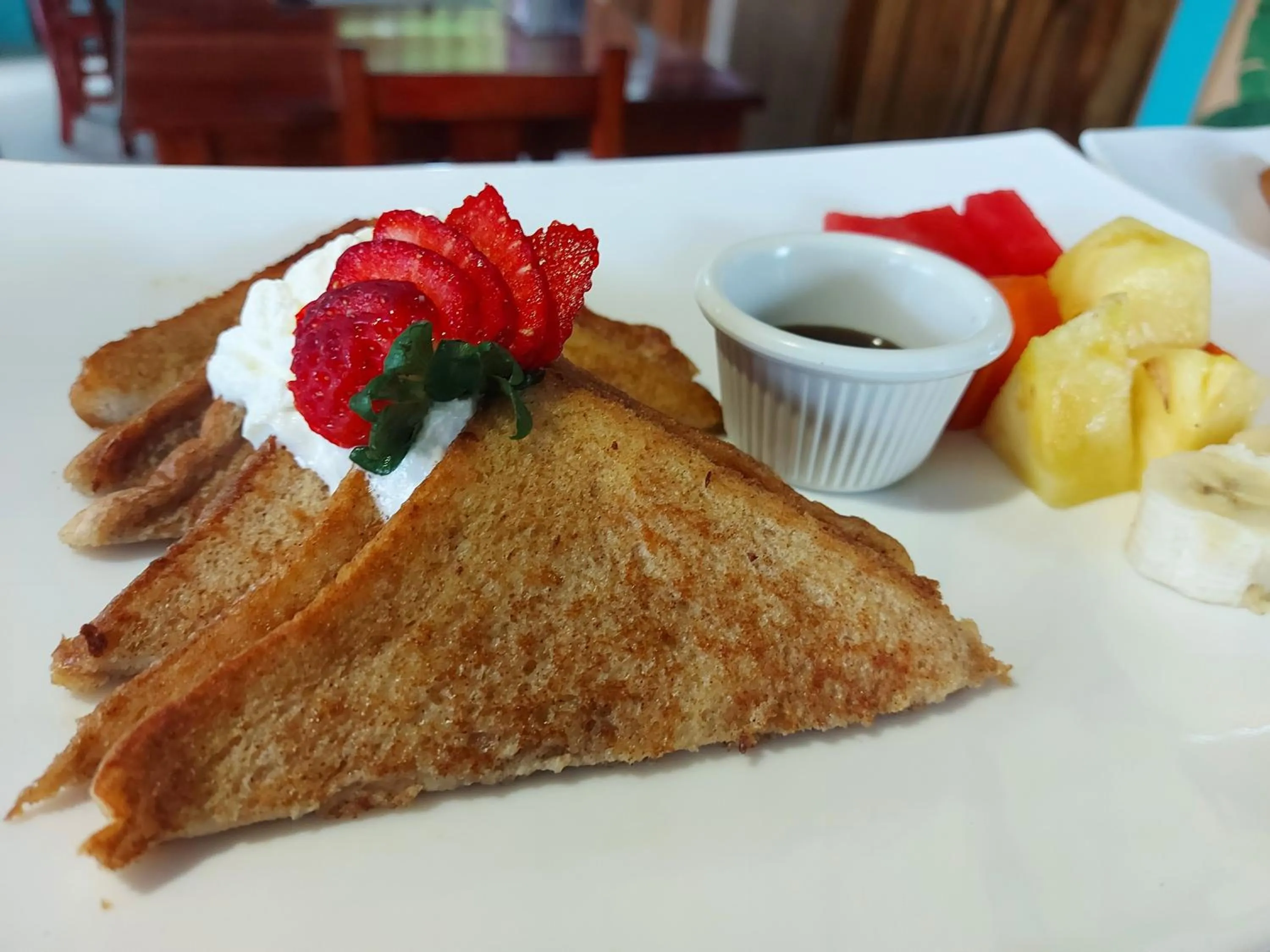 Continental breakfast in Hotel Casa Gitana Corcovado Tour operador