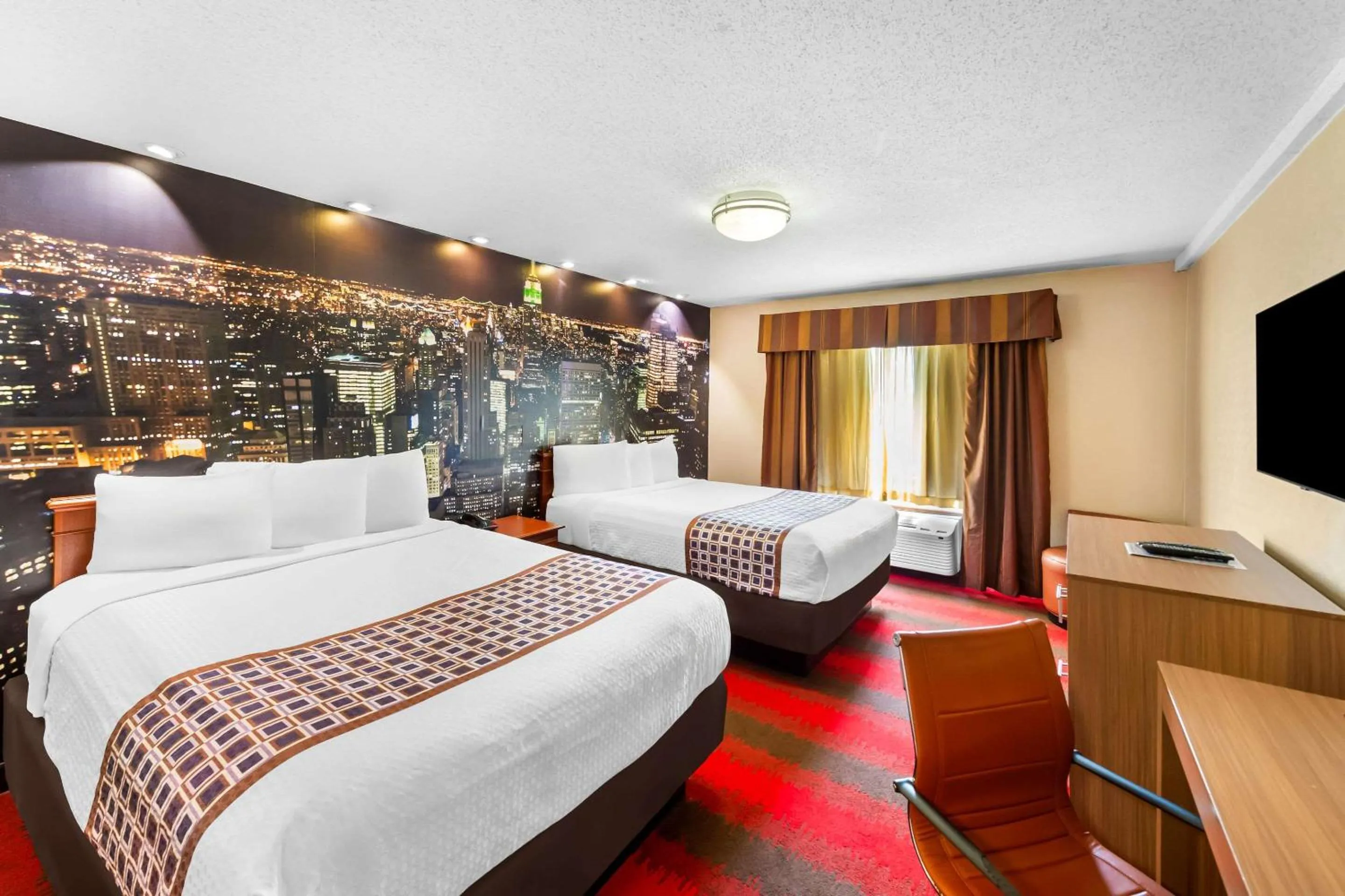 Bedroom, Bed in Rodeway Inn Capri