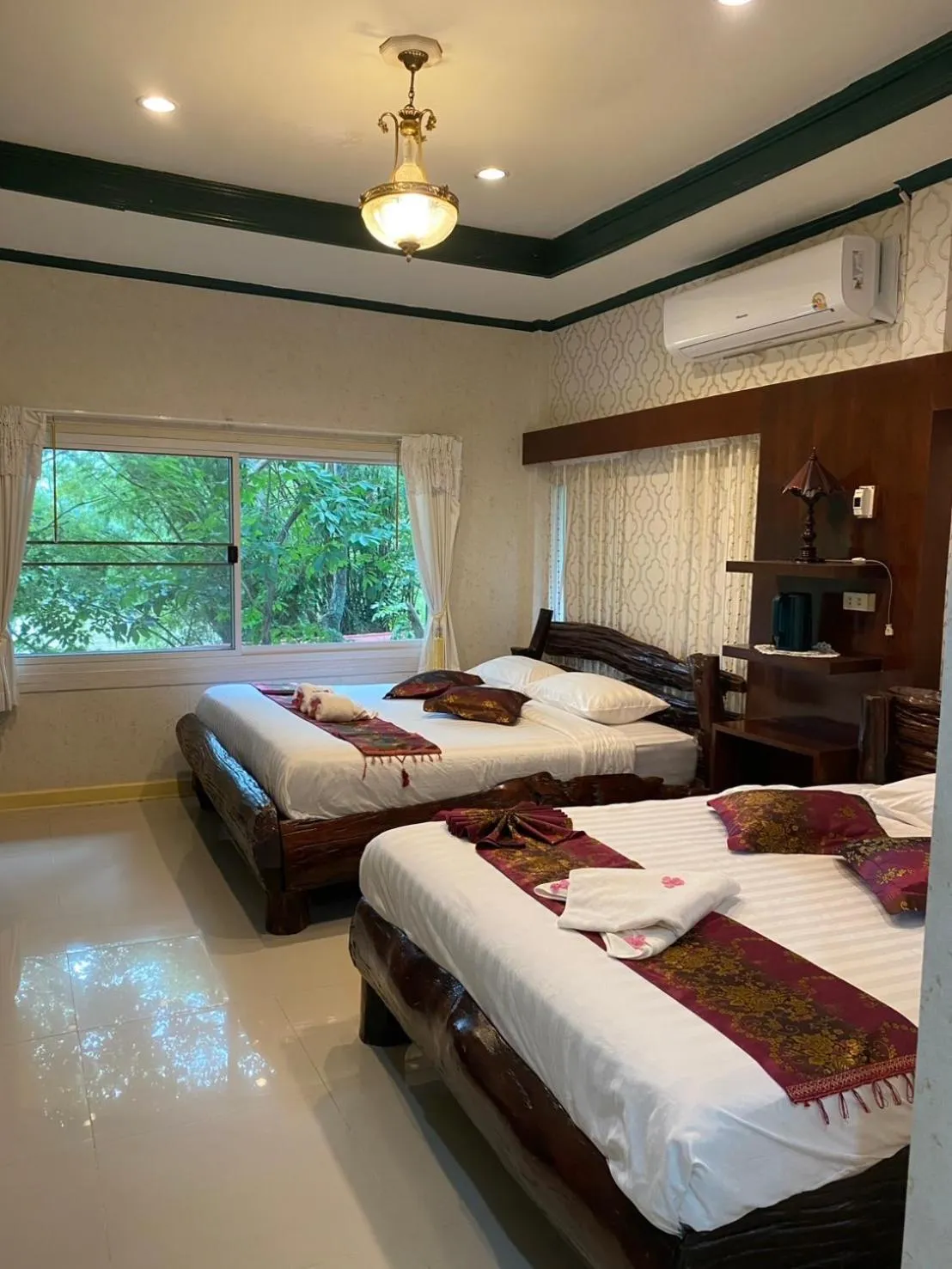 Bed in Saiyok River House