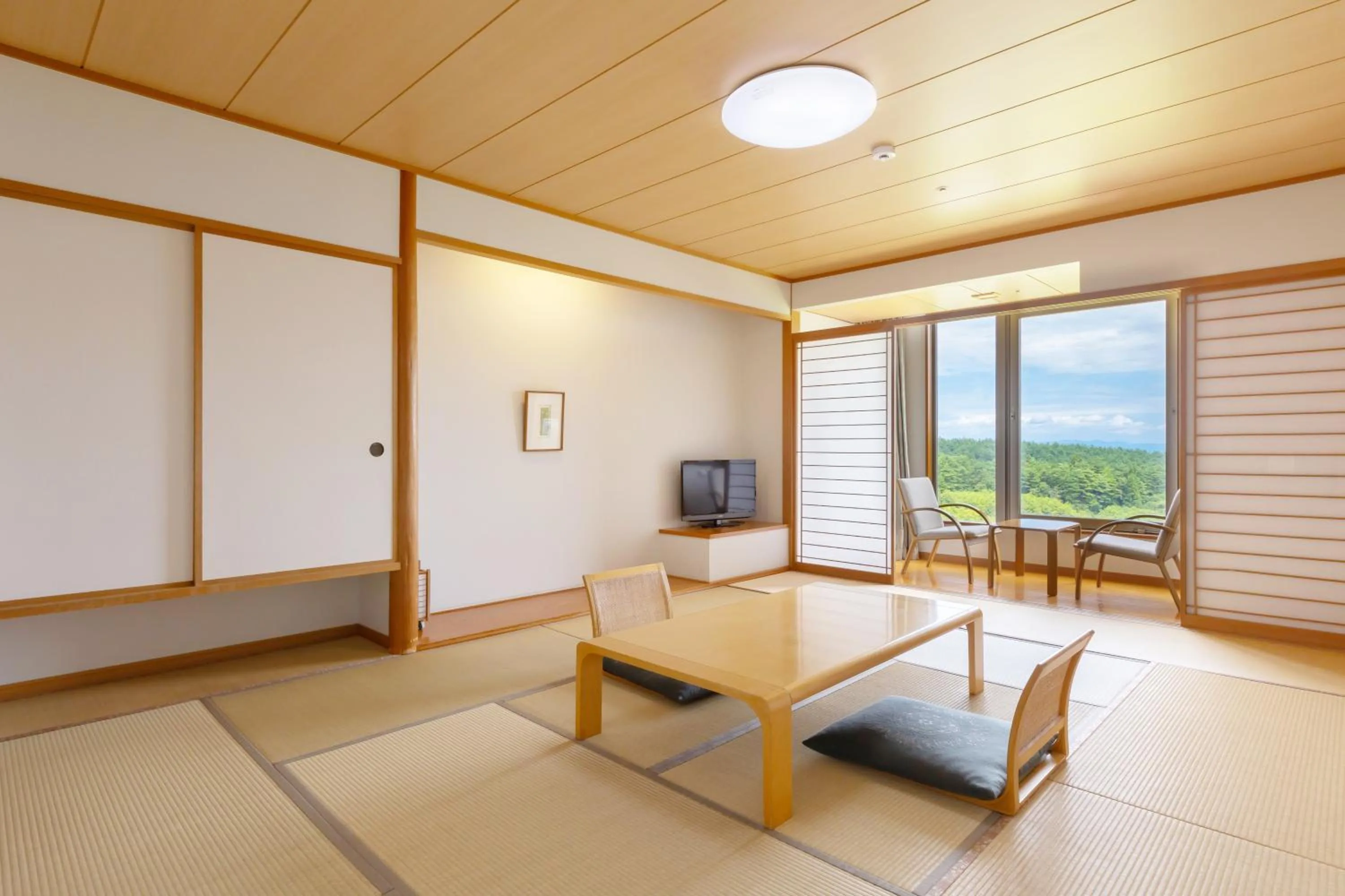 Photo of the whole room in KAMENOI HOTEL Aomori Makado
