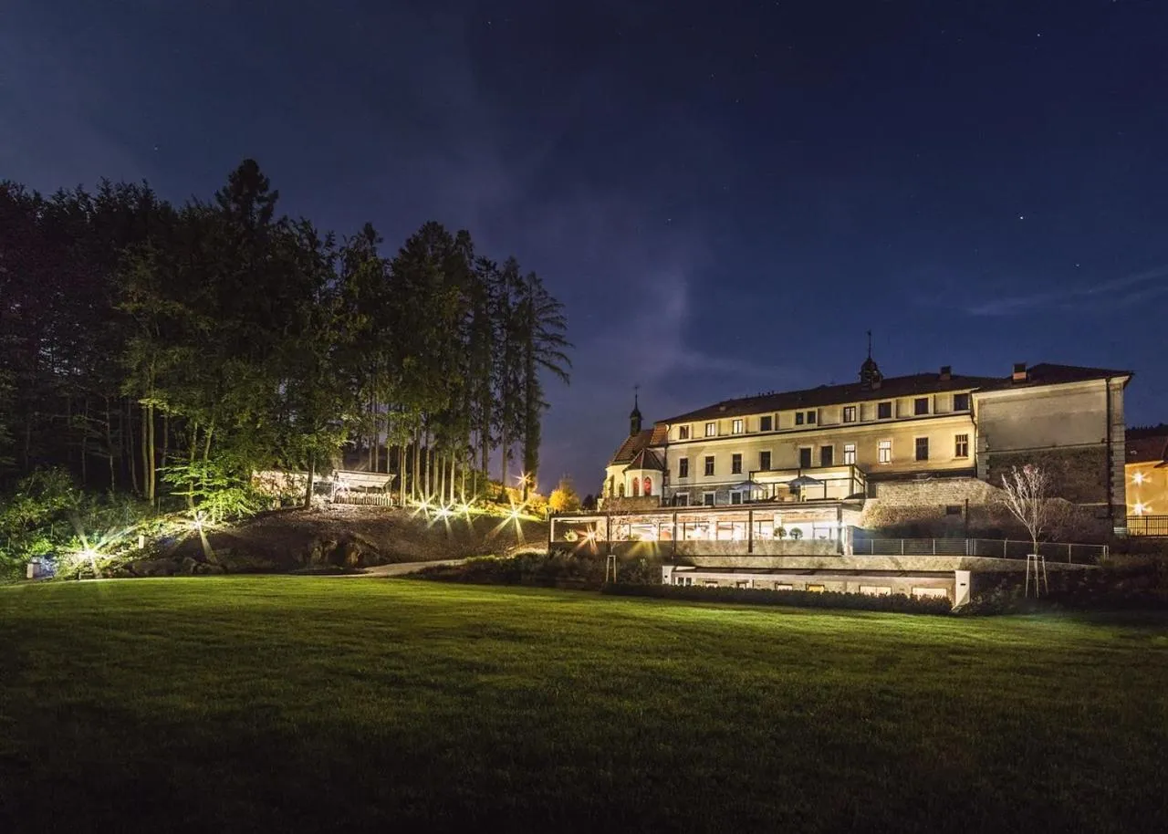 Garden in Wellness & spa hotel Augustiniánský dům
