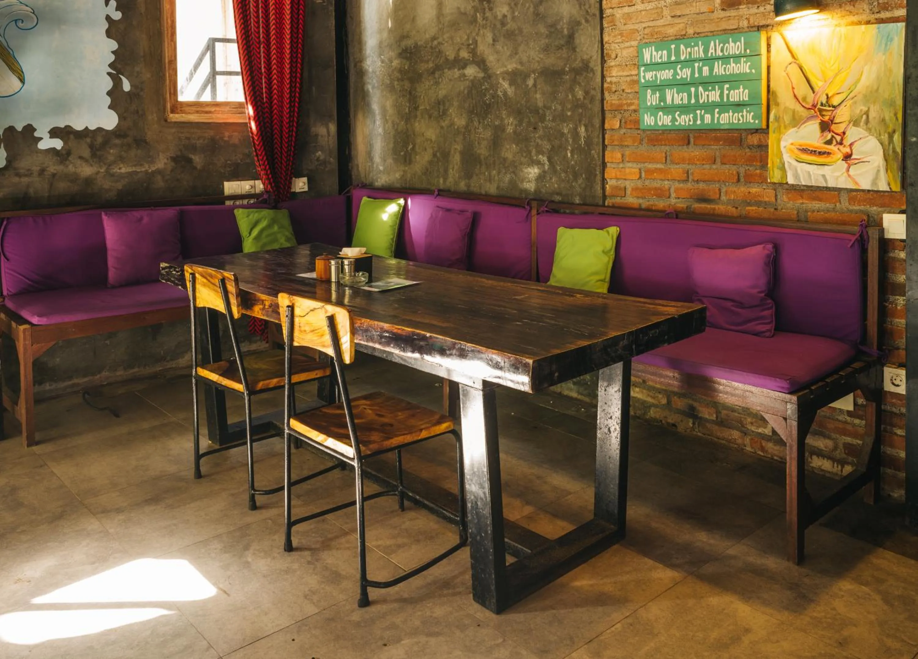 Restaurant/places to eat in Easy Surf Camp