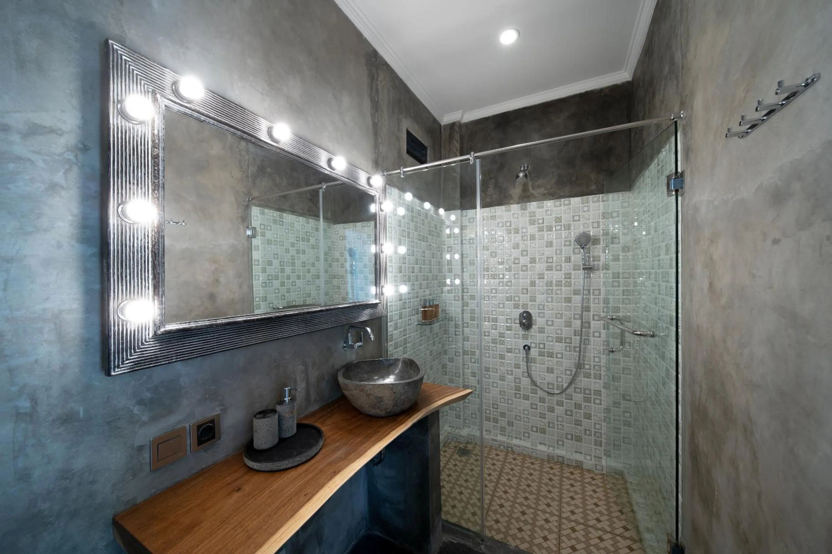 Bathroom in Easy Surf Camp