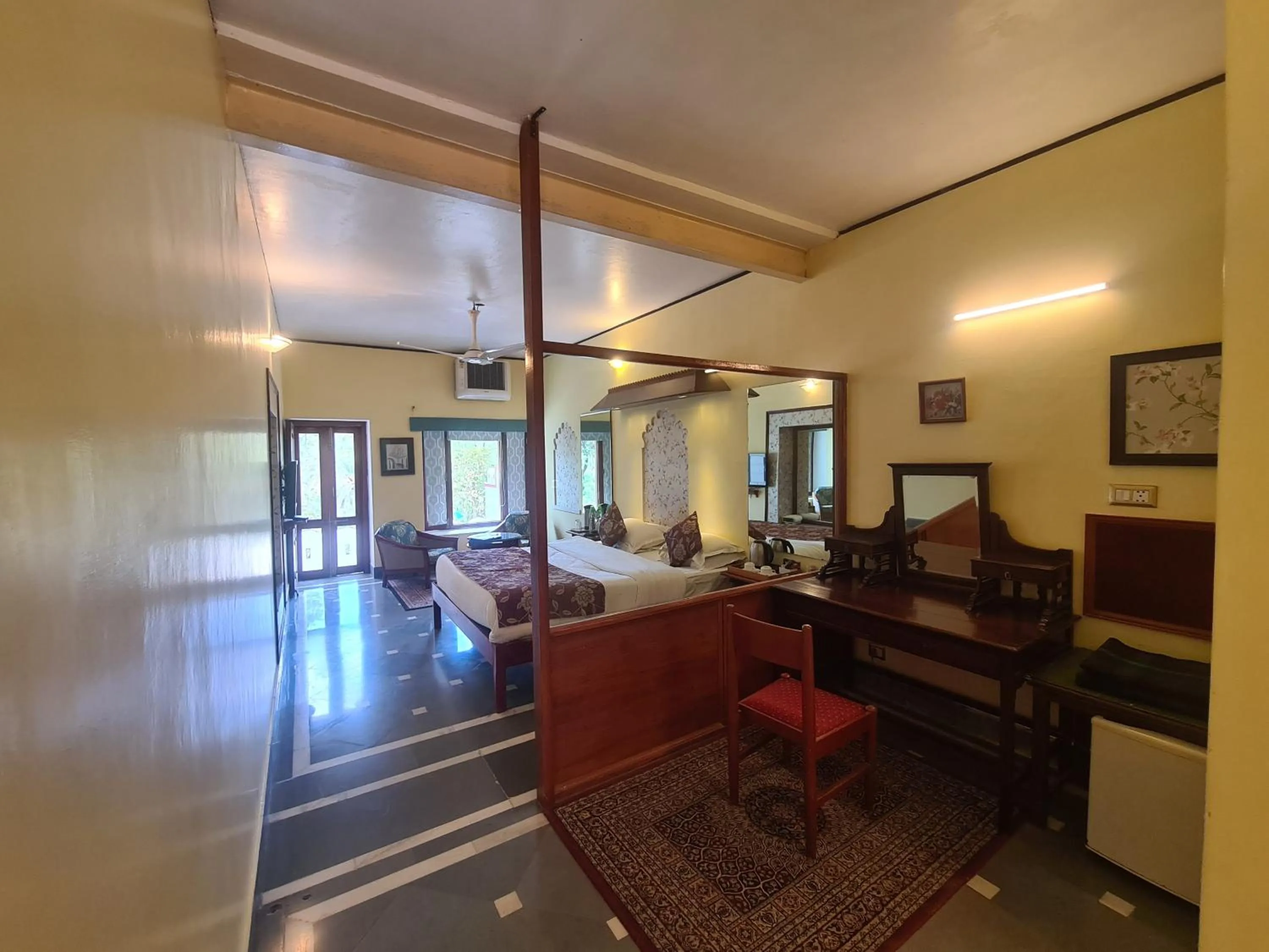 Bedroom in Kesar Bhawan Palace