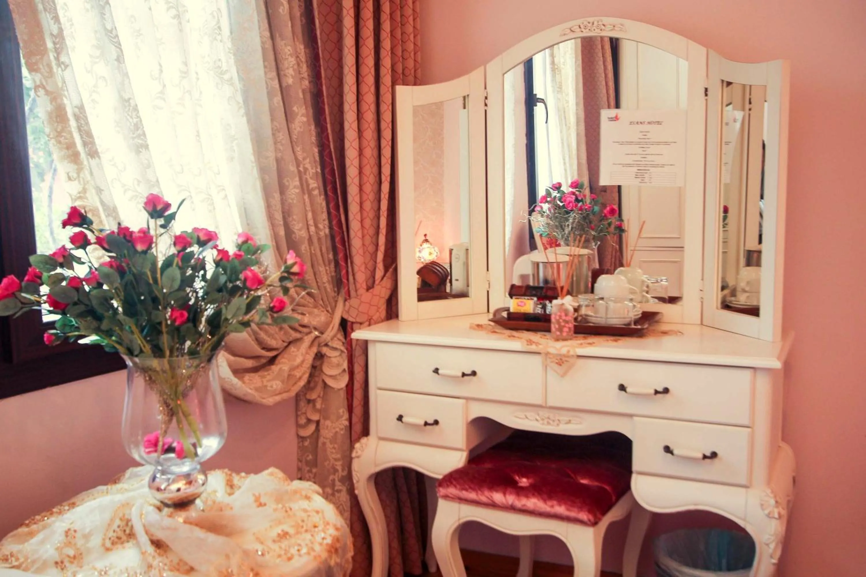 Decorative detail in Esans Hotel - Special Category