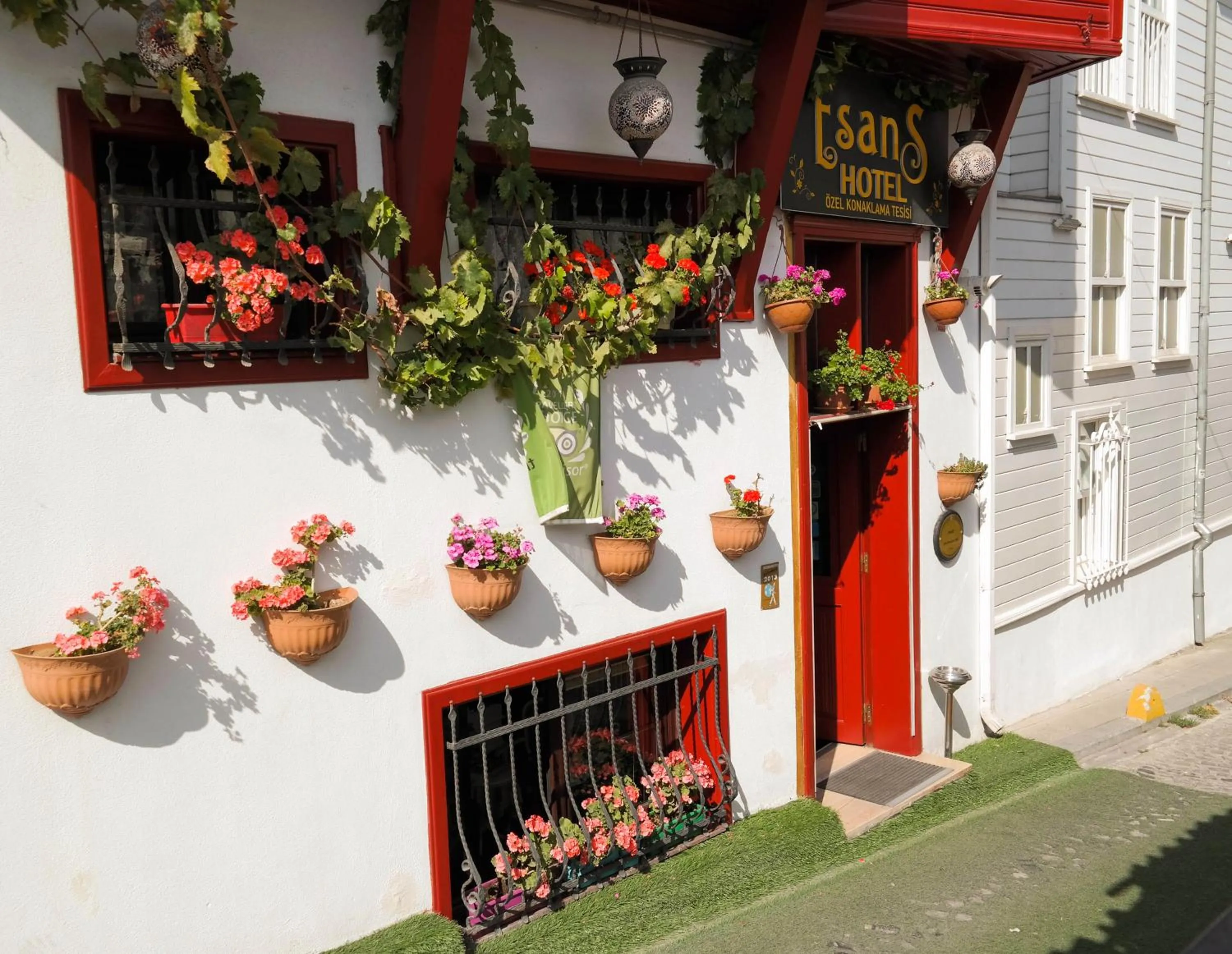 Facade/entrance in Esans Hotel - Special Category