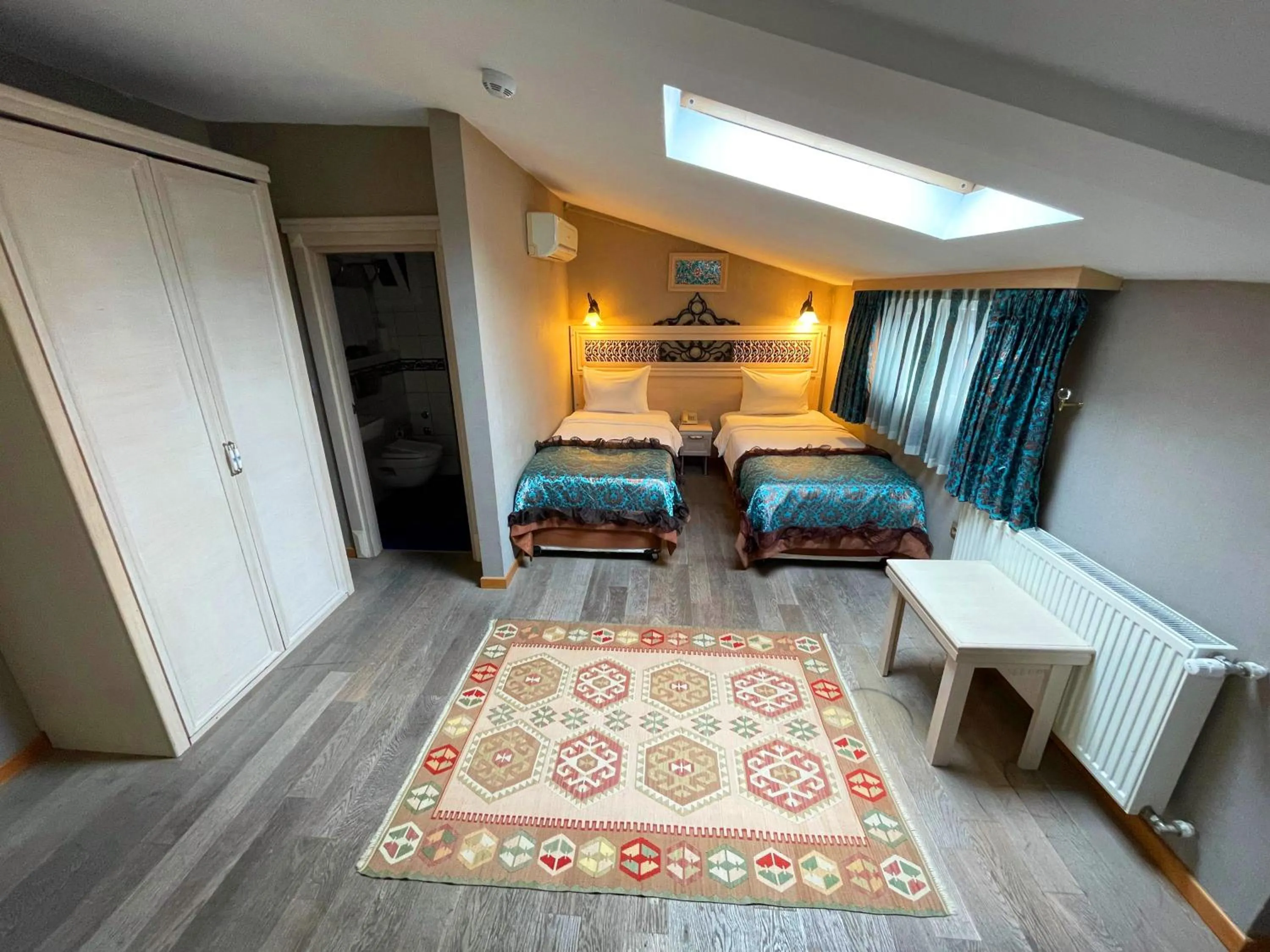 Photo of the whole room, Bed in Hotel Novano