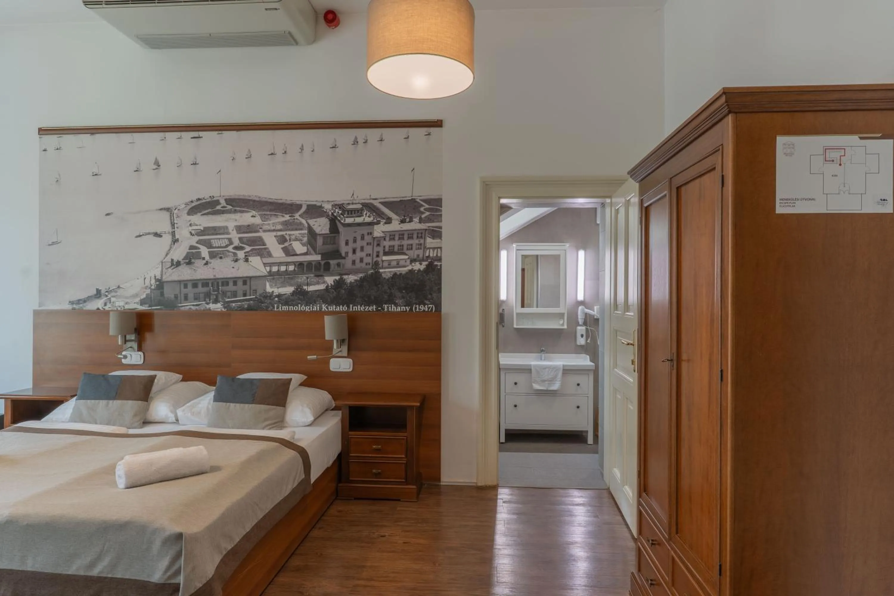 Bed in Klebelsberg Kastély Budapest