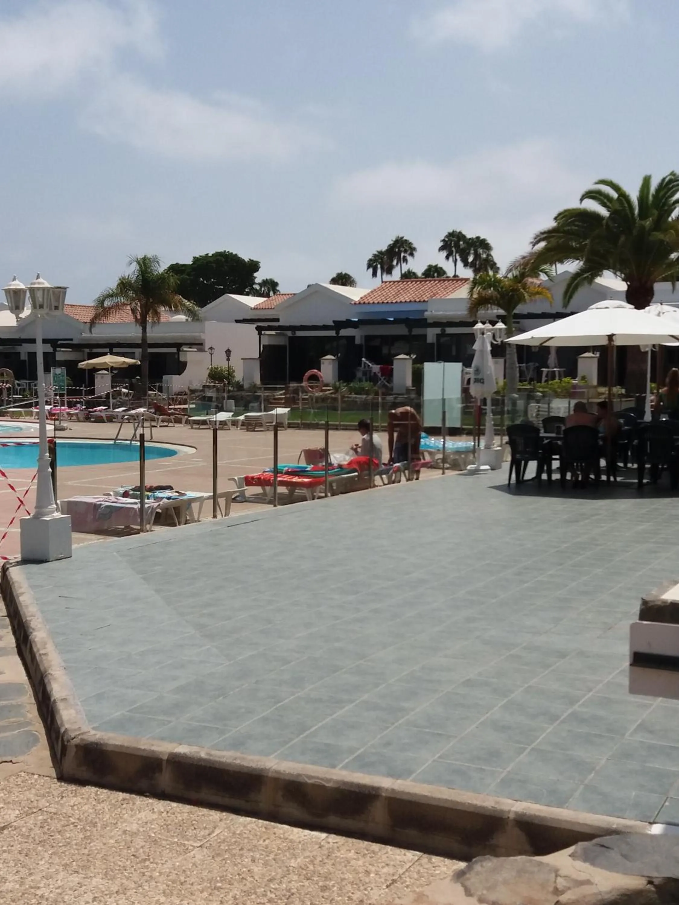 Restaurant/places to eat in Lovely Bungalow