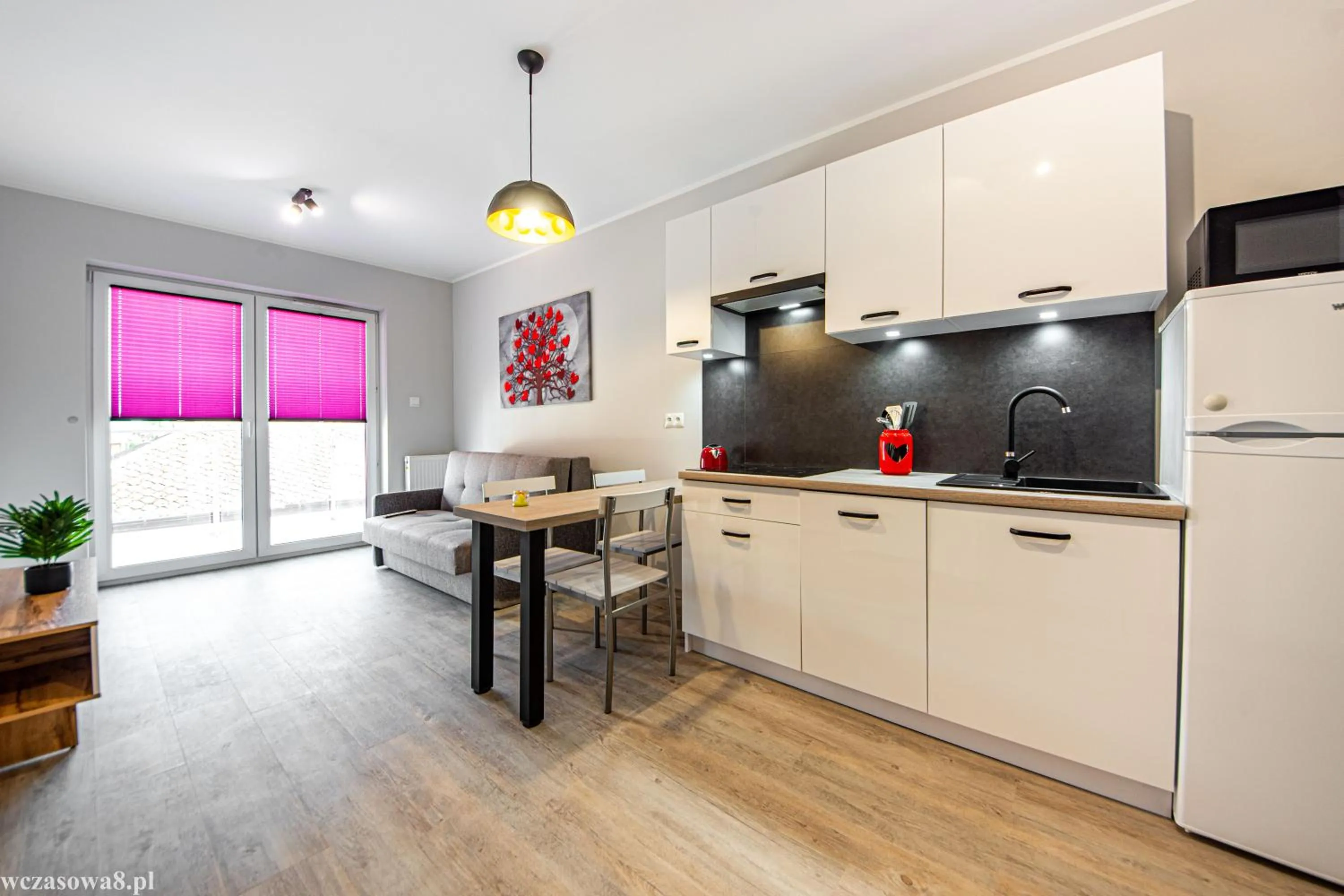 Kitchen or kitchenette in Dobre smaki at Wczasowa8 sea resort