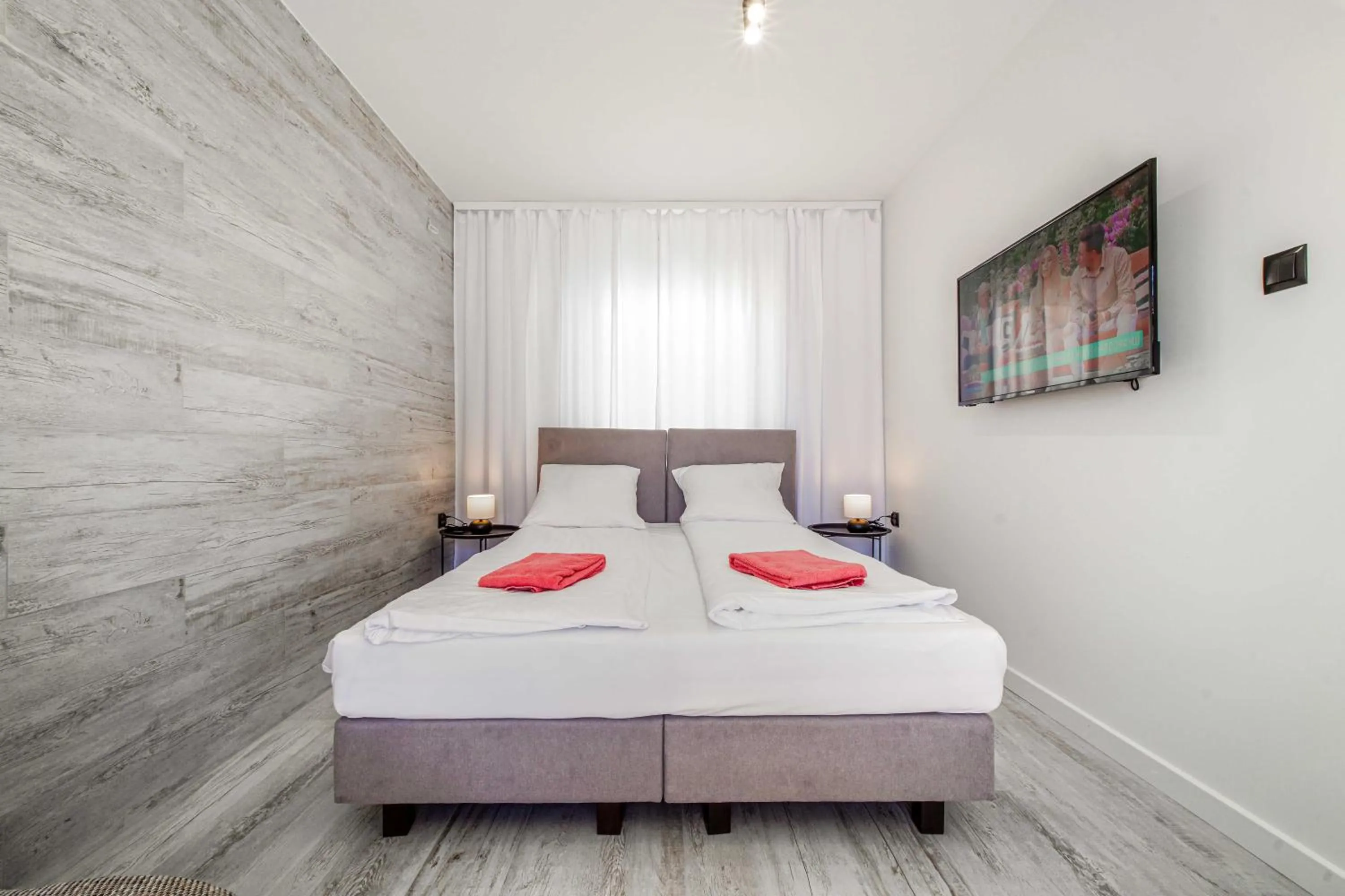 Bed in Dobre smaki at Wczasowa8 sea resort