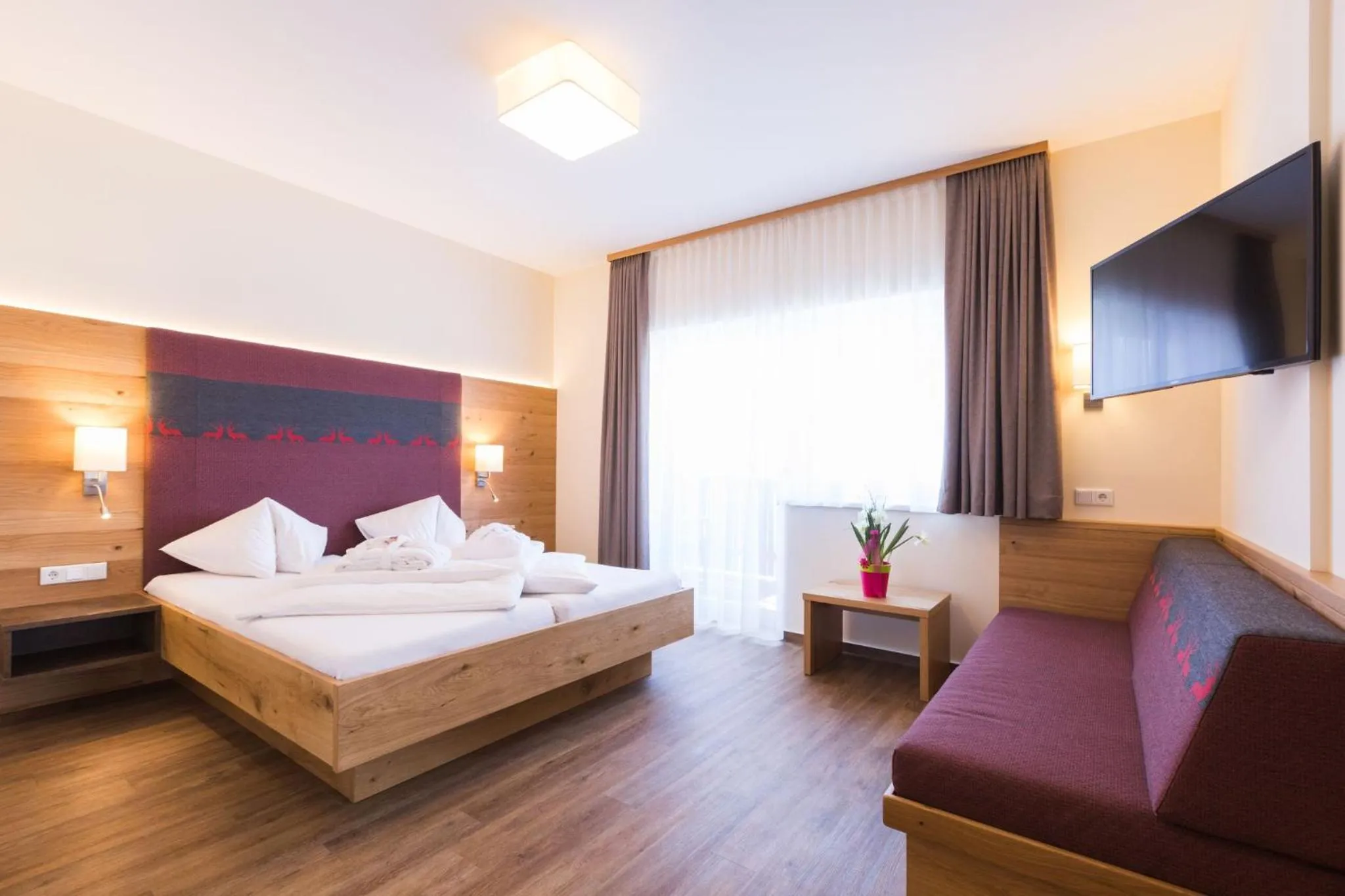 Staff, Bed in Panoramahotel Gürtl