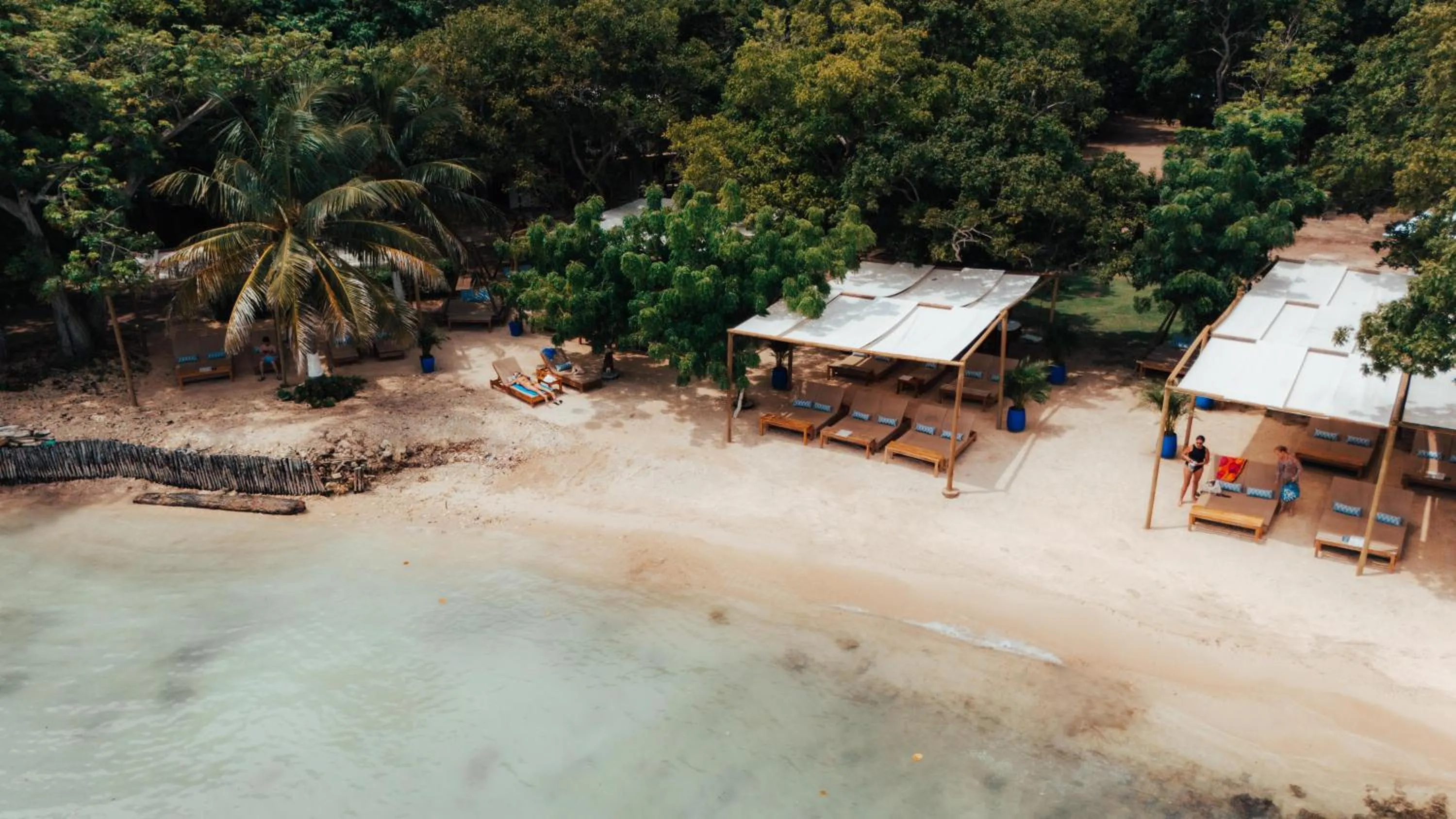 Property building in Hotel Islabela Islas Del Rosario