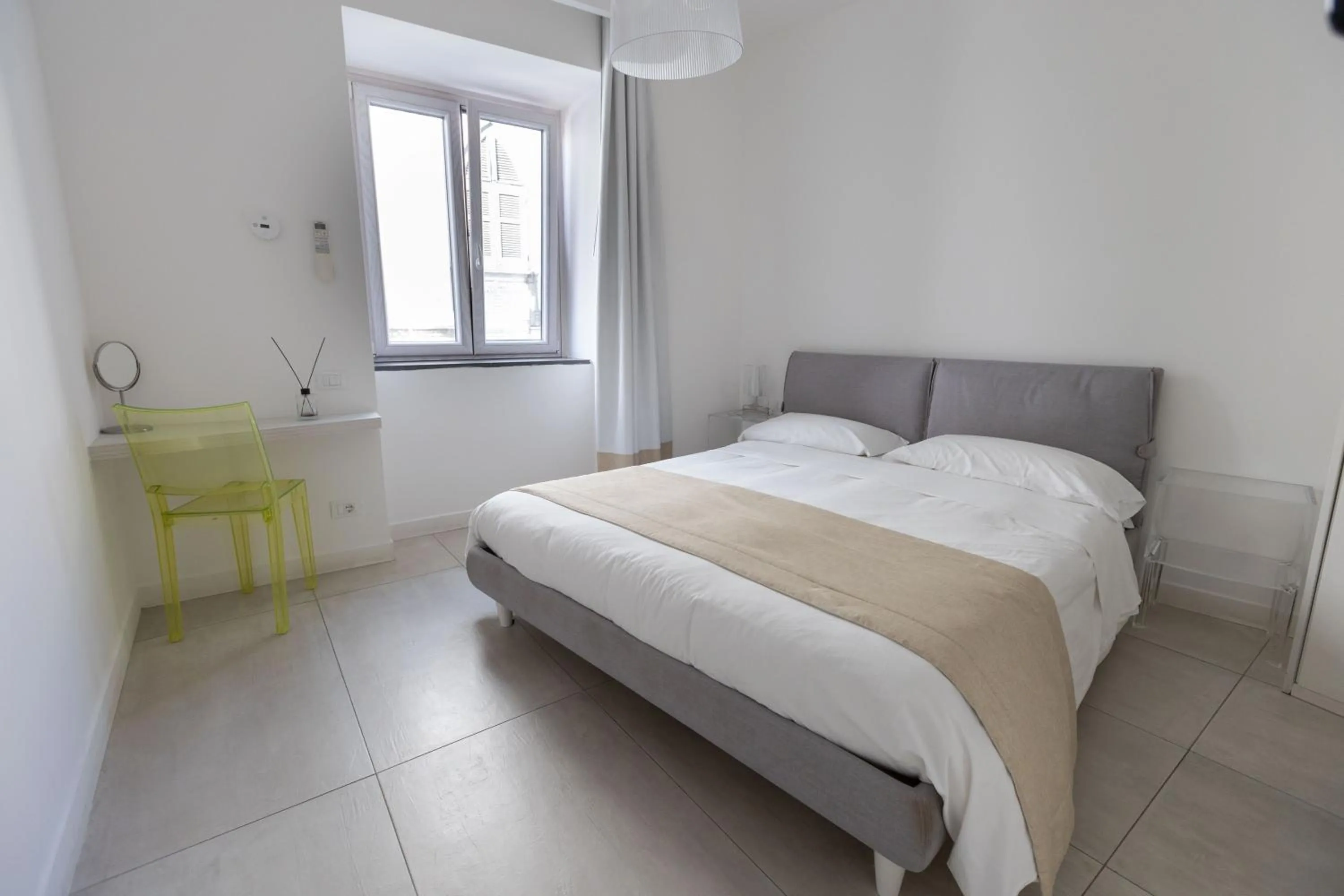 Photo of the whole room, Bed in White 1903 - Rooftop Pool & Luxury Rooms