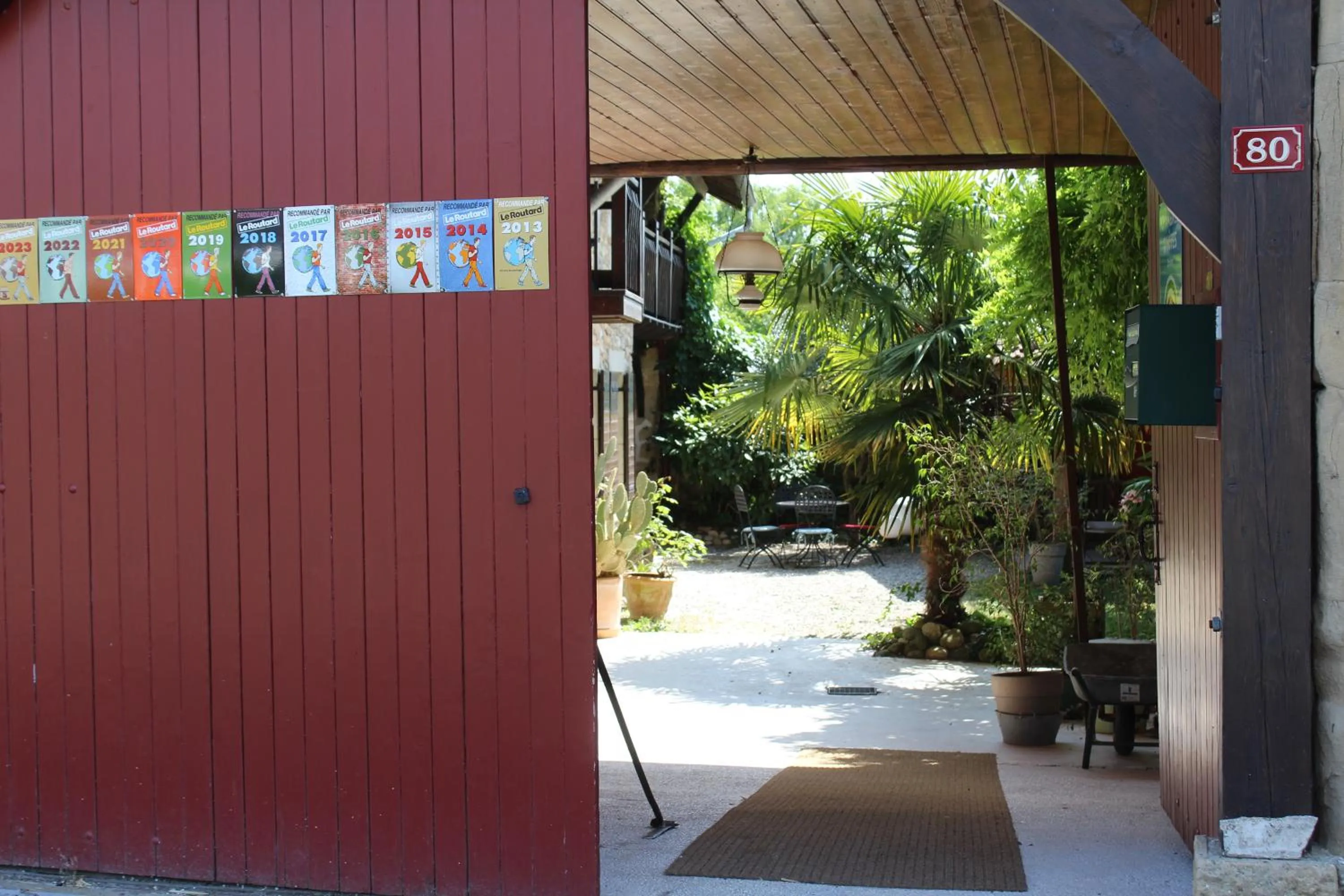 Property building in Les Pascals